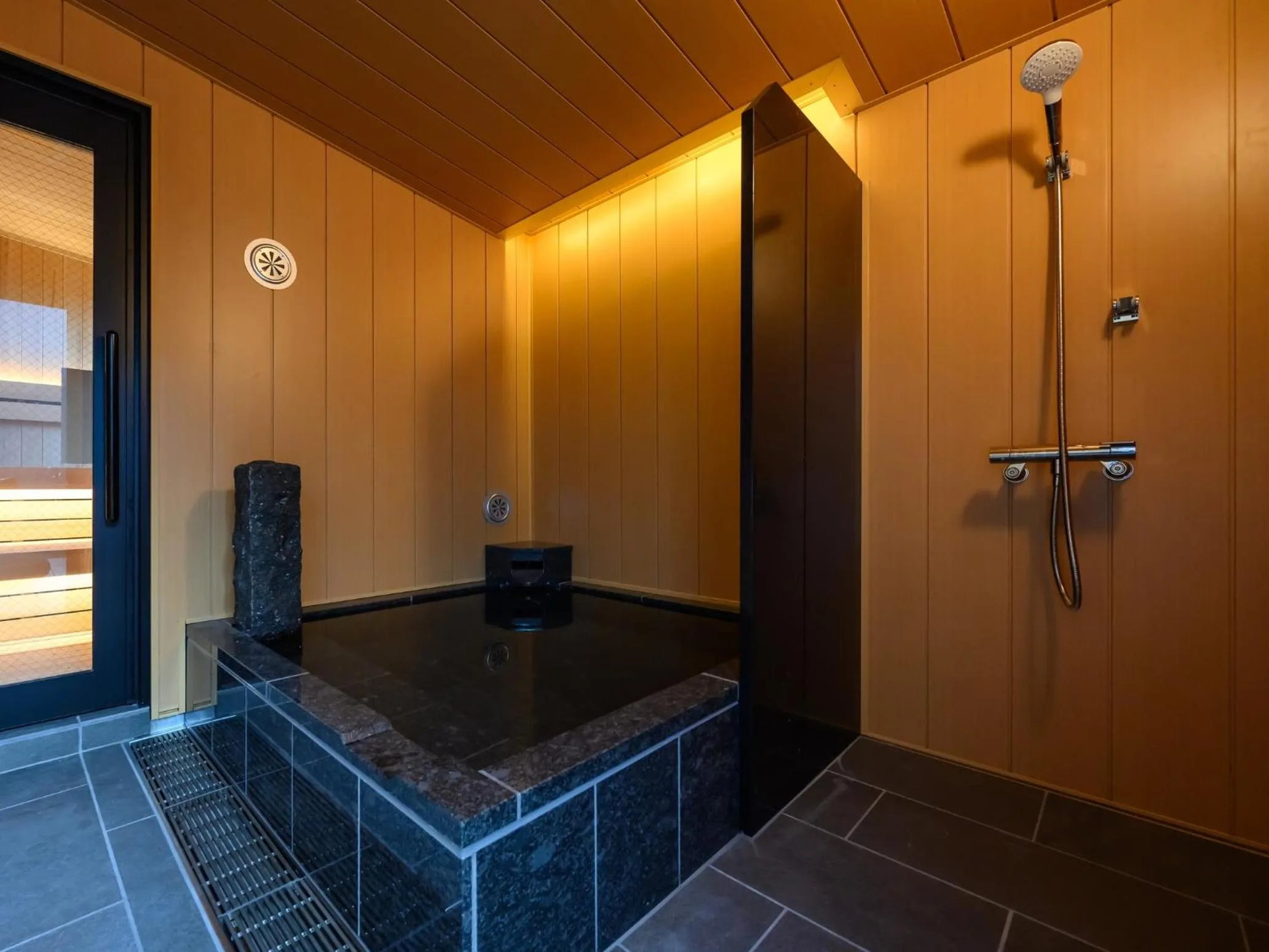 Sauna in Hotel Tsu Center Palace