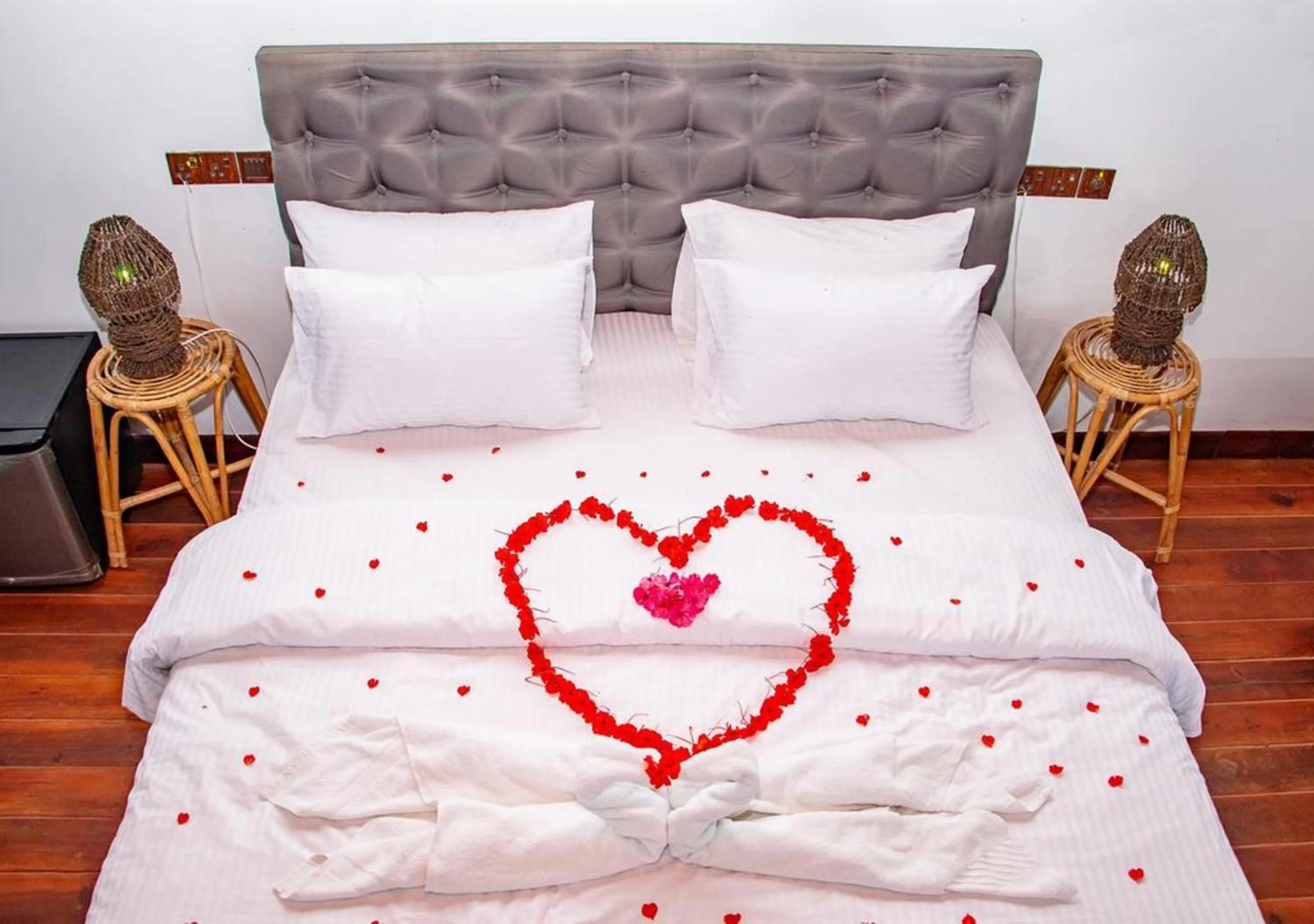 Bedroom, Bed in Awesome Place