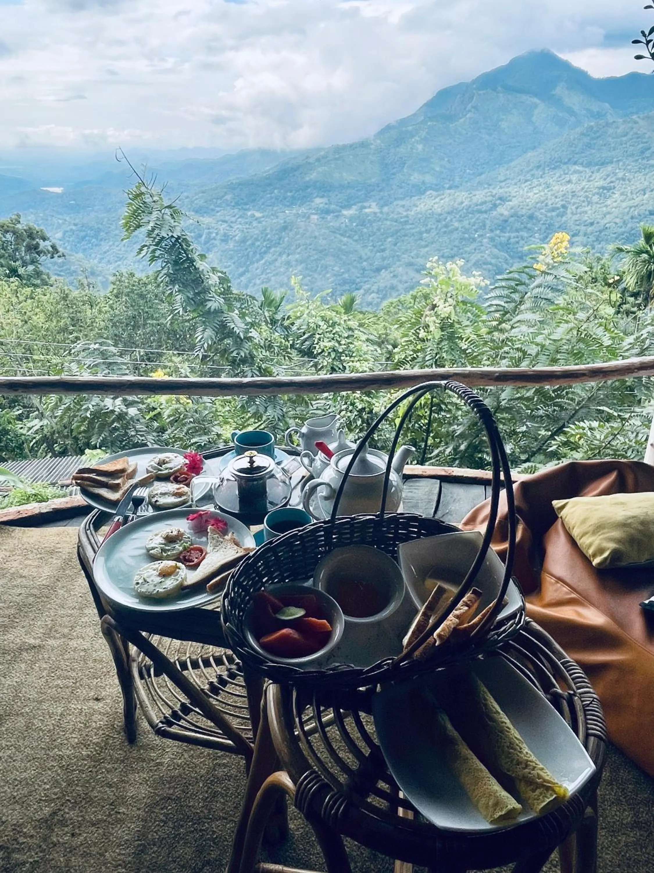 Food and drinks in Awesome Place