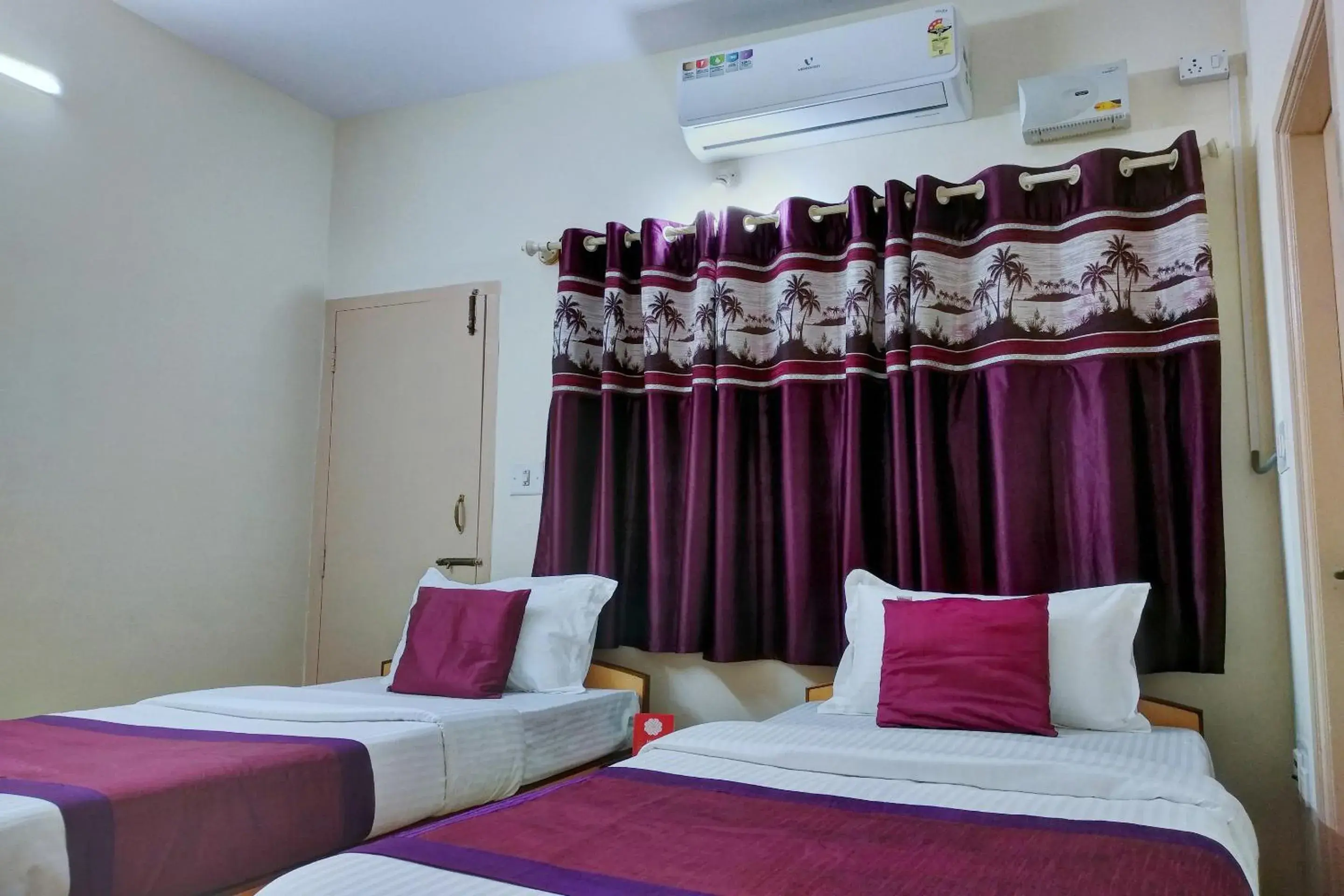 Super Hotel O Shree Mookambika Guest House Near Sri Someshwara Swami Temple Super Hotel O Shree Mookambika Guest House Near Sri Someshwara Swami Temple