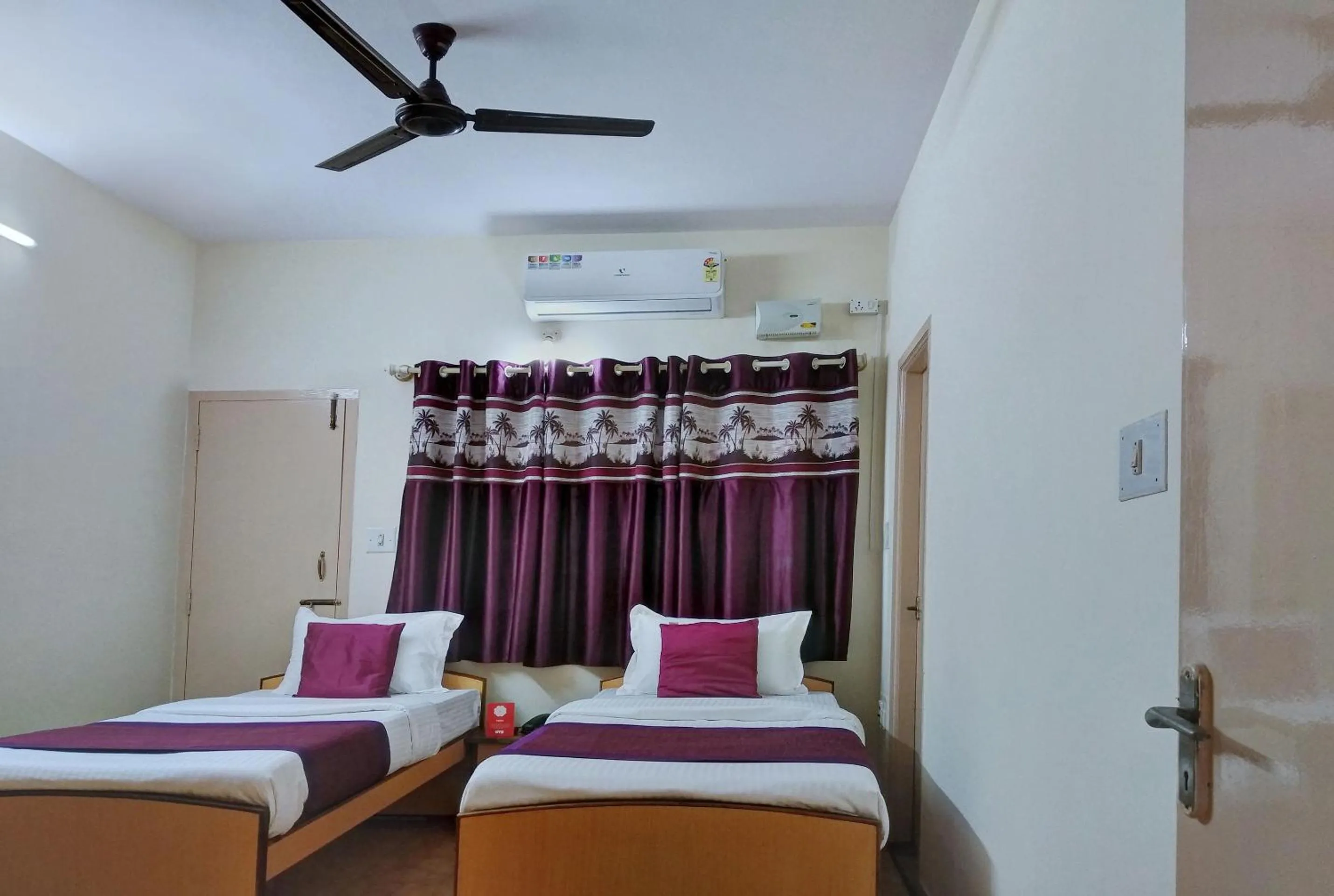 Bedroom, Bed in Super Hotel O Shree Mookambika Guest House Near Sri Someshwara Swami Temple