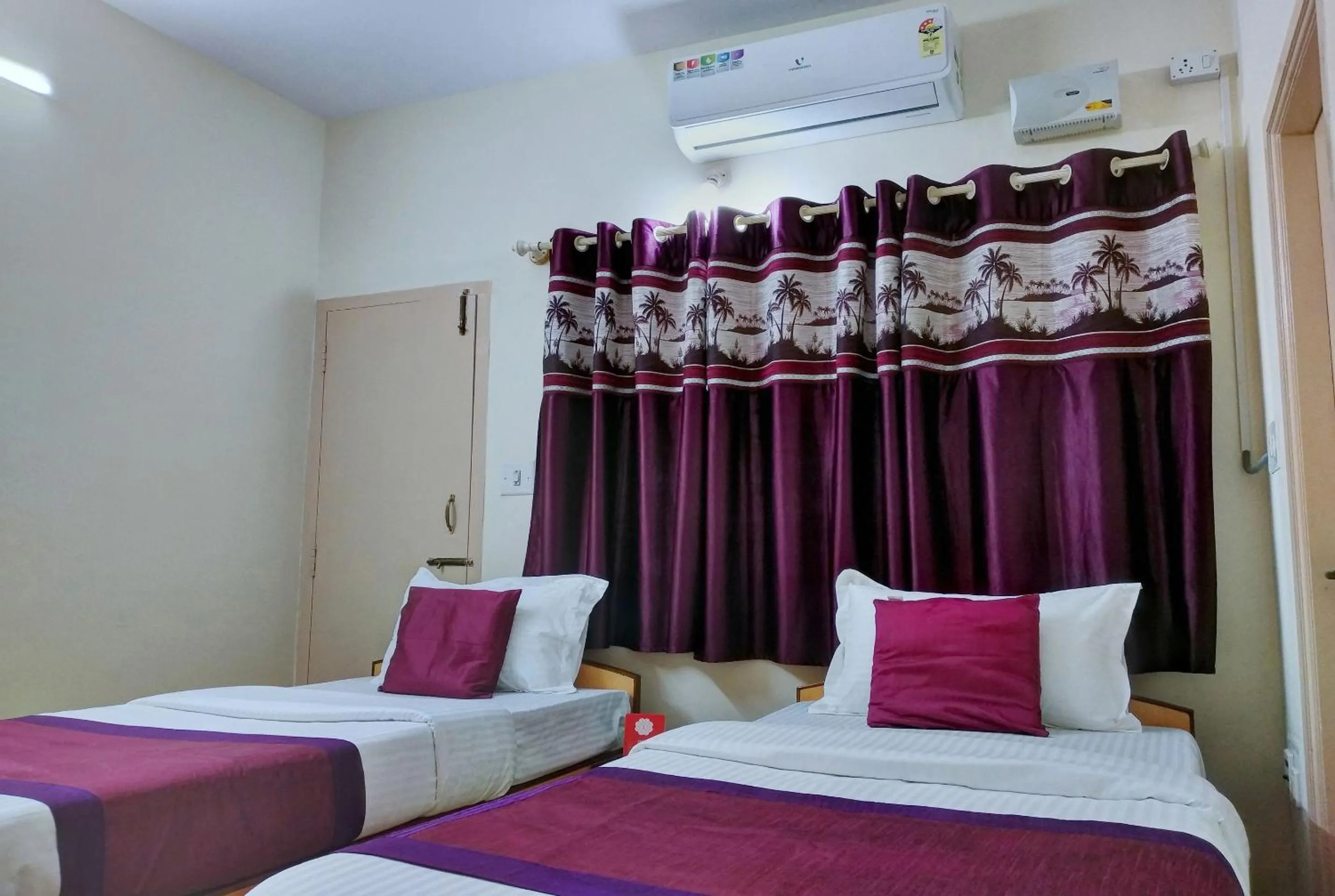 Bedroom, Bed in Super Hotel O Shree Mookambika Guest House Near Sri Someshwara Swami Temple