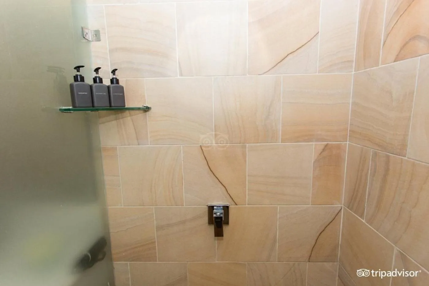 Bathroom in Siem Reap Tevi Residence