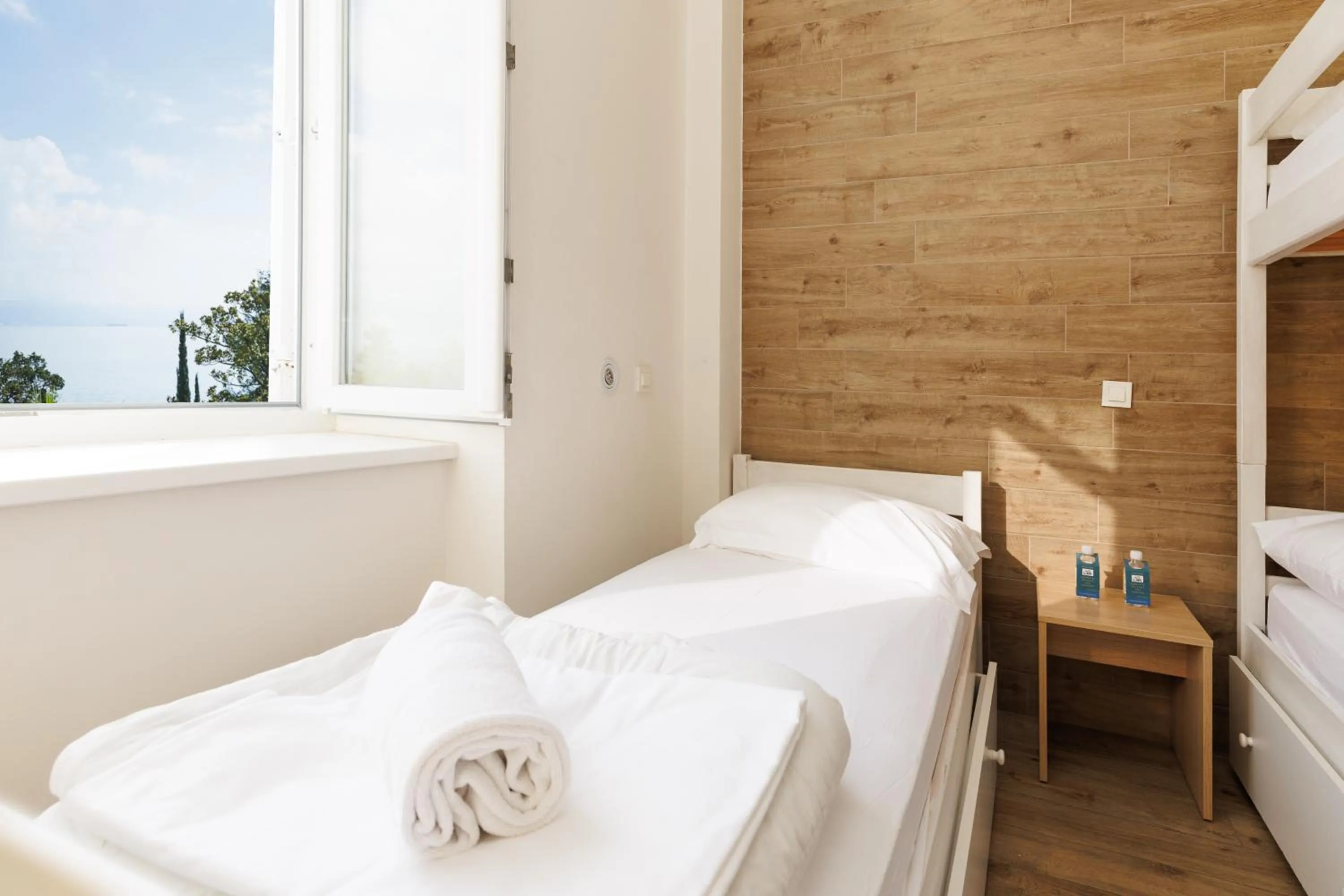 Sea view, Bed in Hostel Link