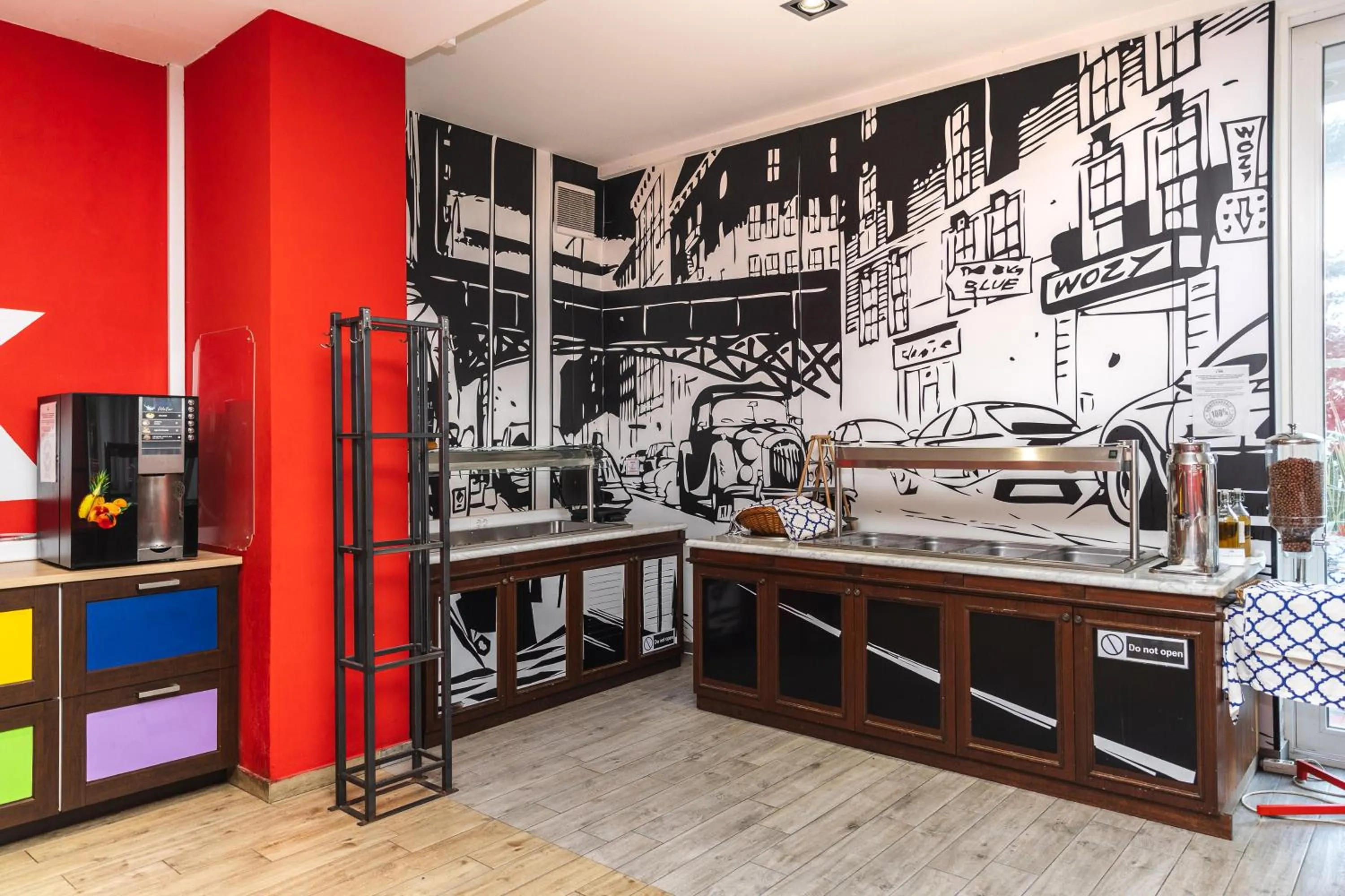 Breakfast in Hostel Link