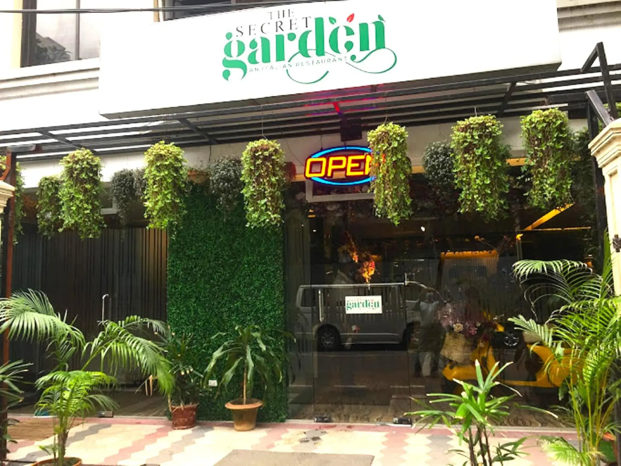 Amazon Lilly Lake View Residence Amazon Lilly Lake View Residence