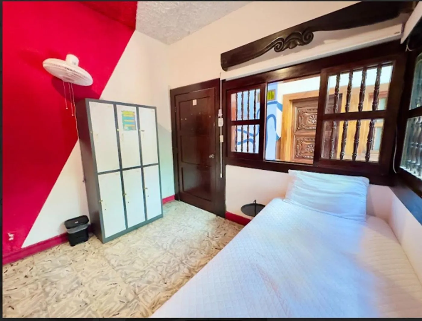 Bedroom, Bed in Why Not Hotel