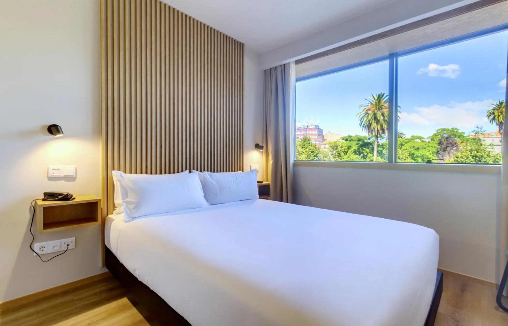 Bed in room Select Porto