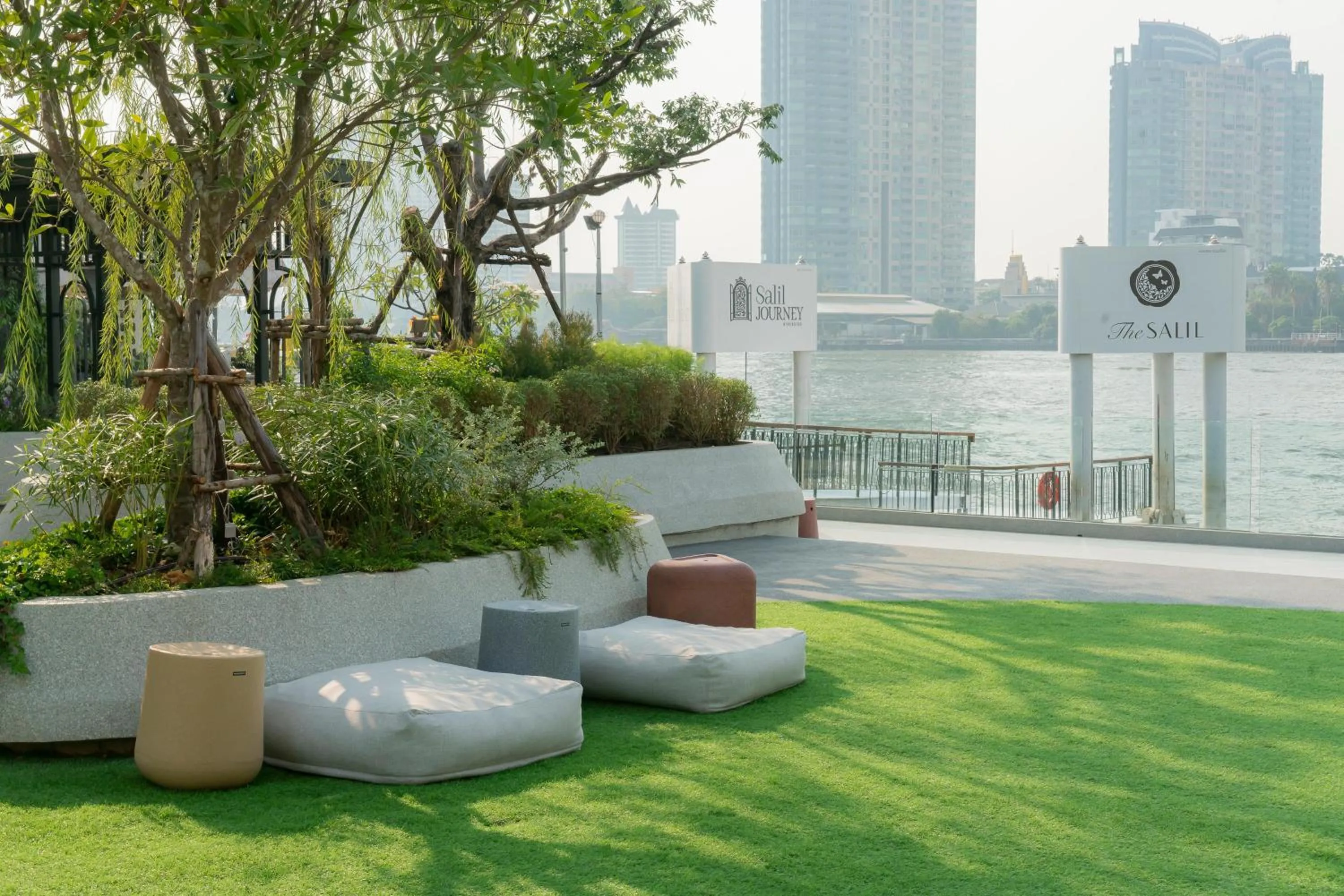 Garden in The Salil Hotel Riverside Bangkok