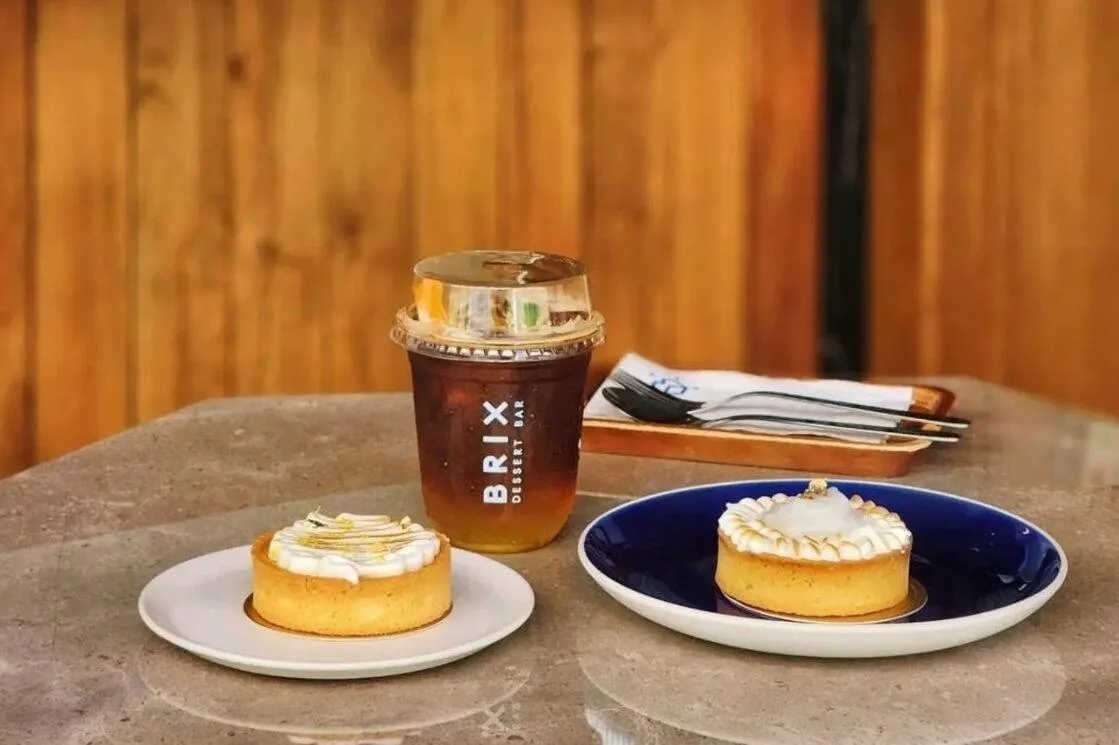 Restaurant/places to eat in The Salil Hotel Riverside Bangkok