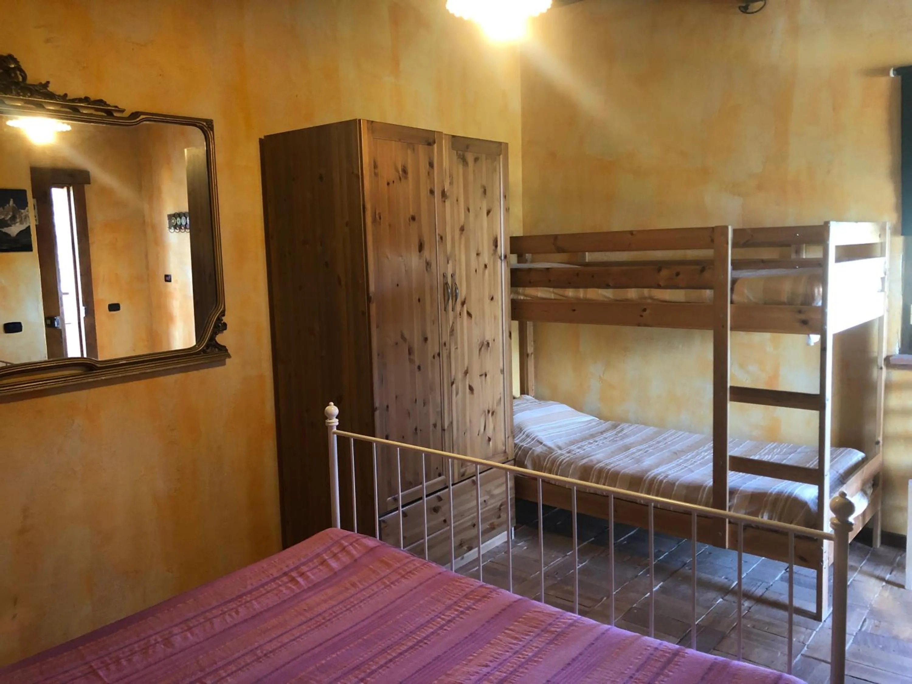 bunk bed, Bed in Il Favogoloso
