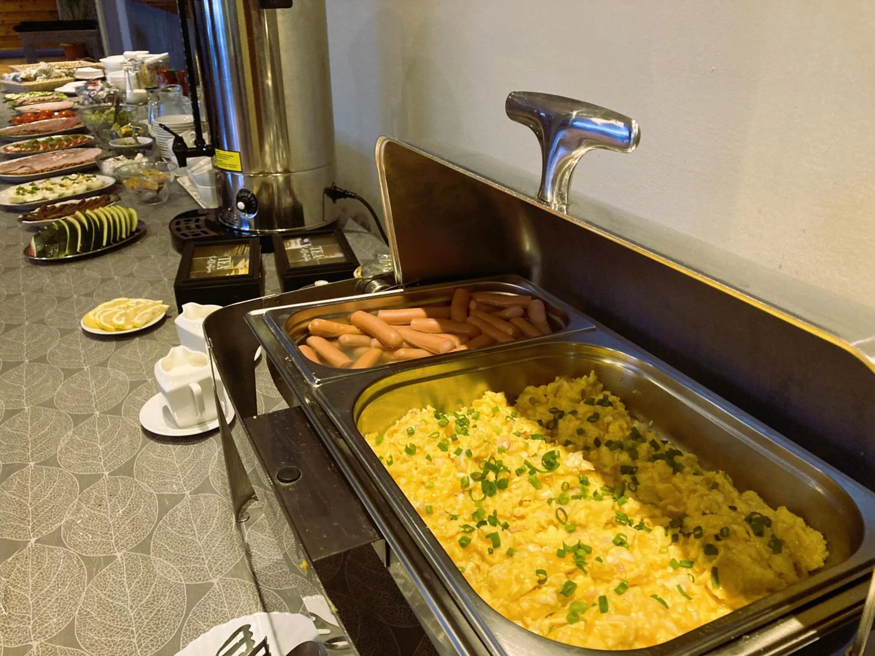 Food and drinks in Hotel Ava