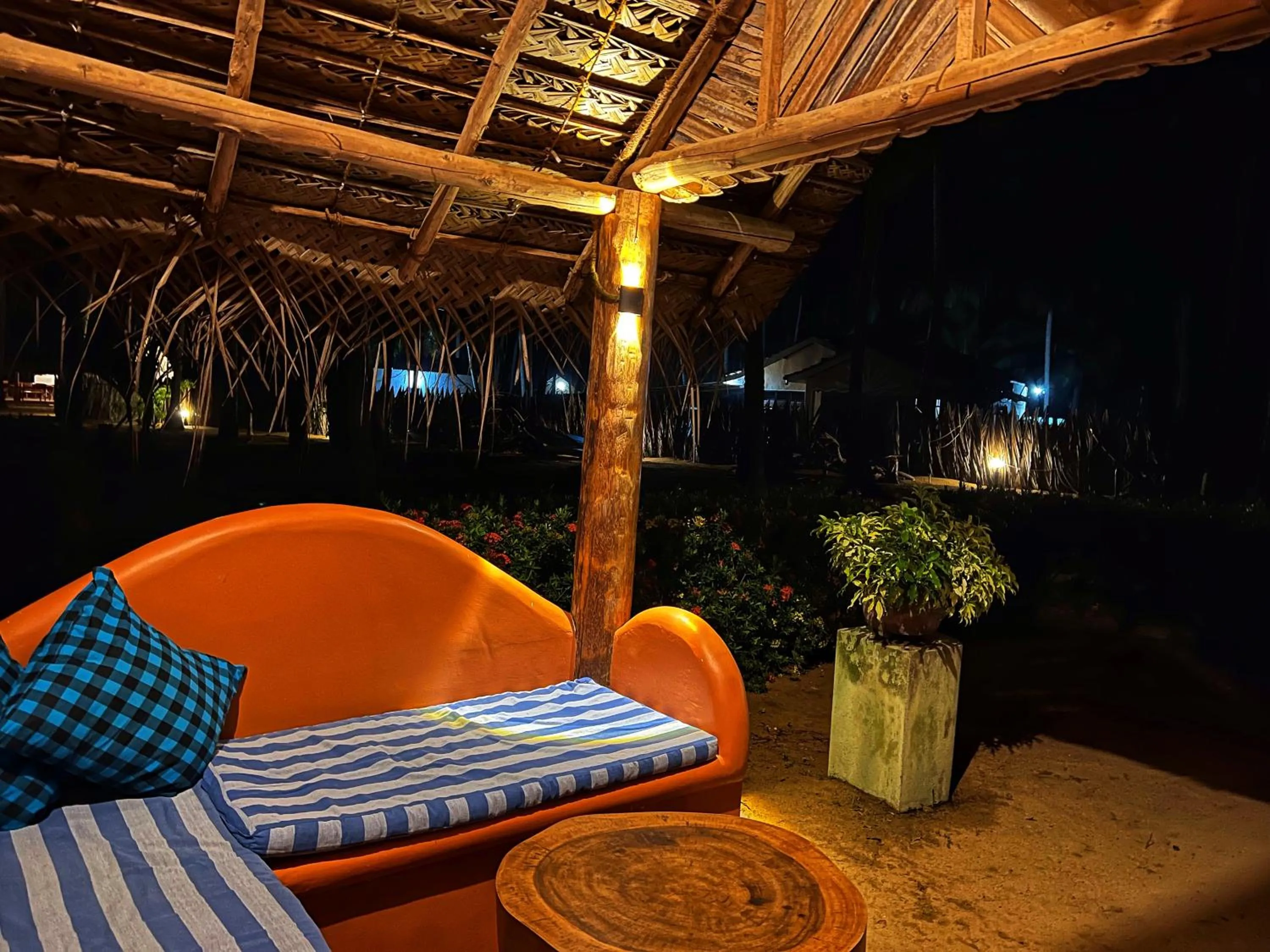 Patio in Roshanne Beach Resort, Kalpitiya