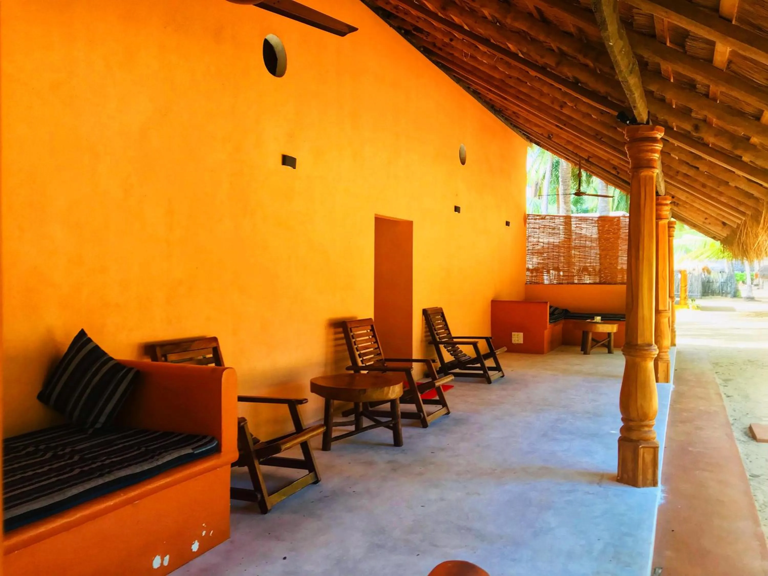 Patio in Roshanne Beach Resort, Kalpitiya