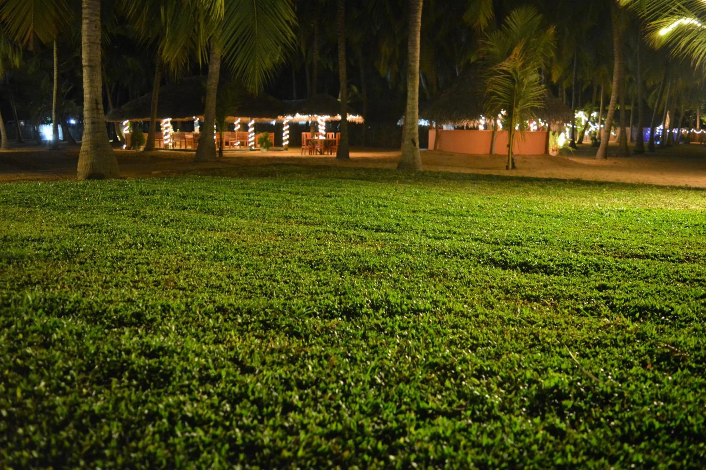 Spring in Roshanne Beach Resort, Kalpitiya