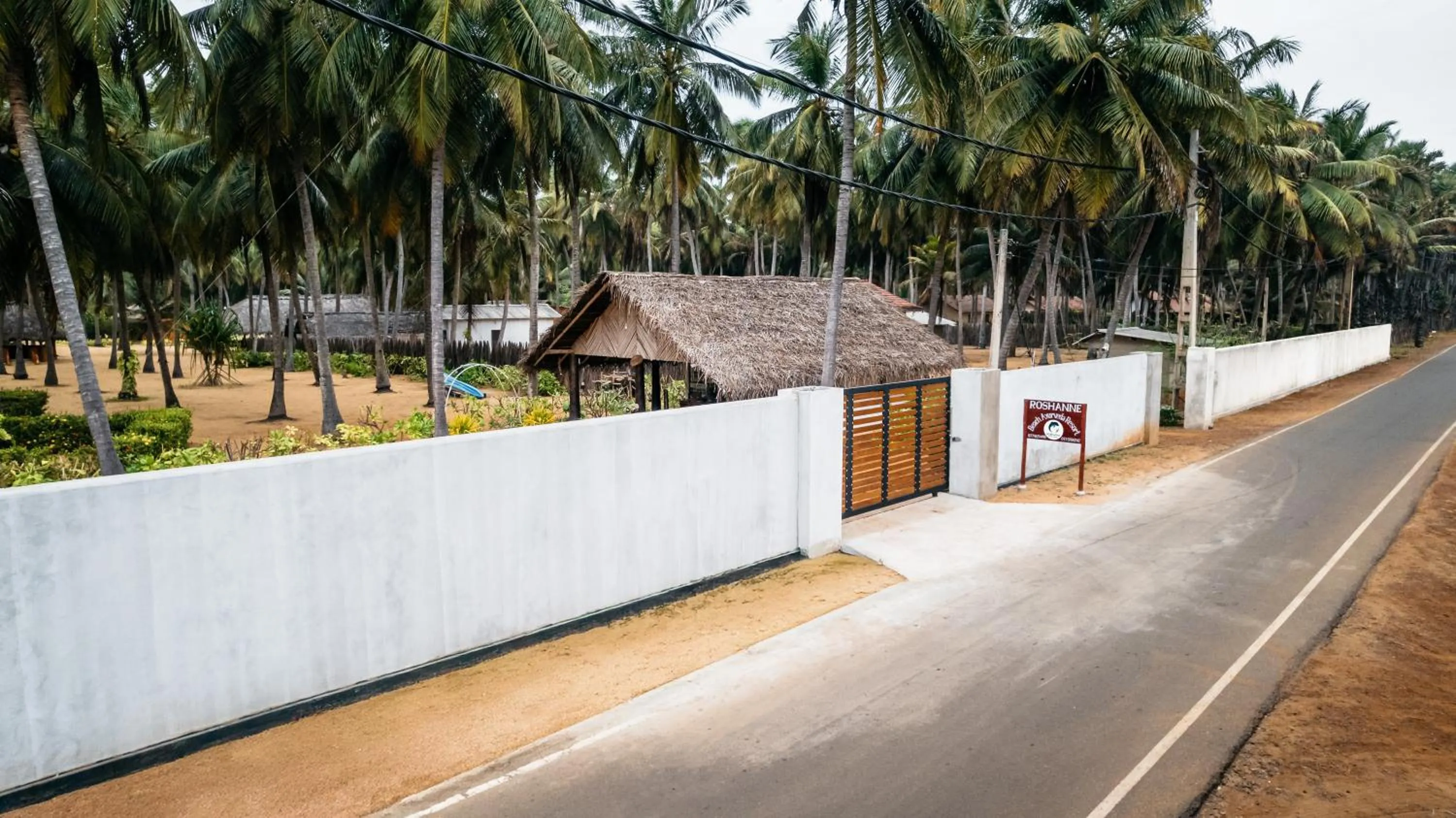 Property building in Roshanne Beach Resort, Kalpitiya