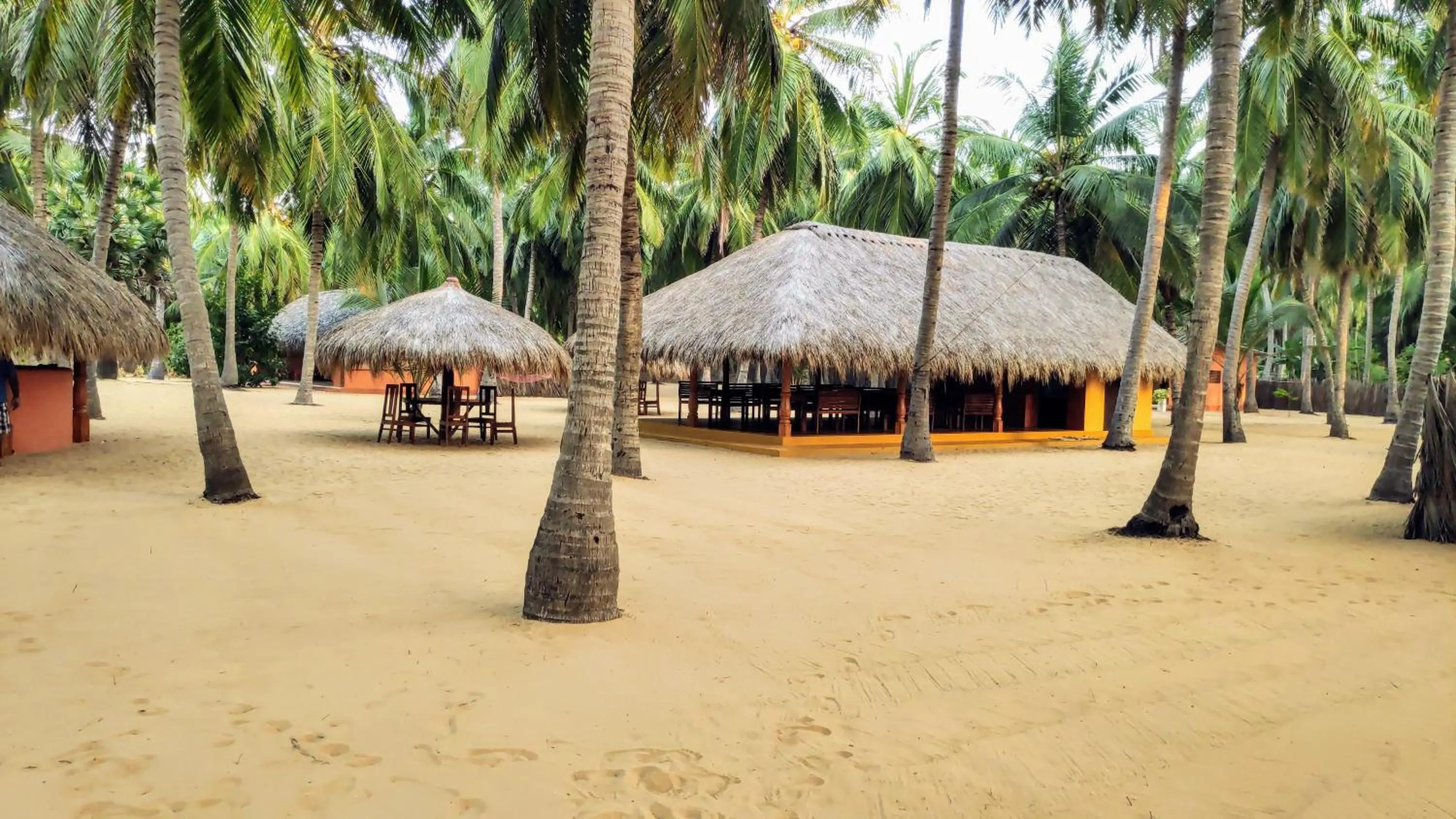 Spring in Roshanne Beach Resort, Kalpitiya