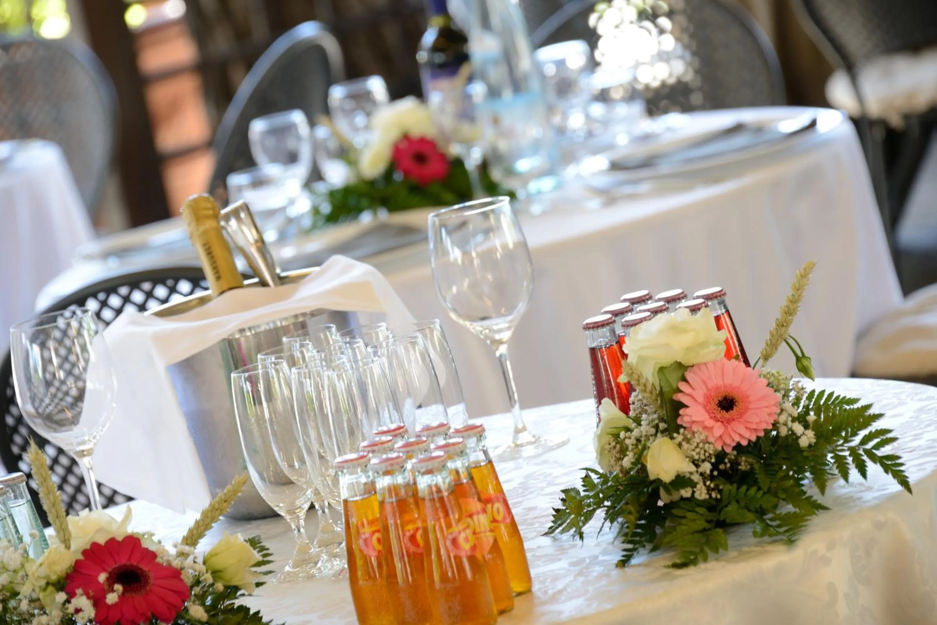 Restaurant/places to eat in Hotel Frate Sole