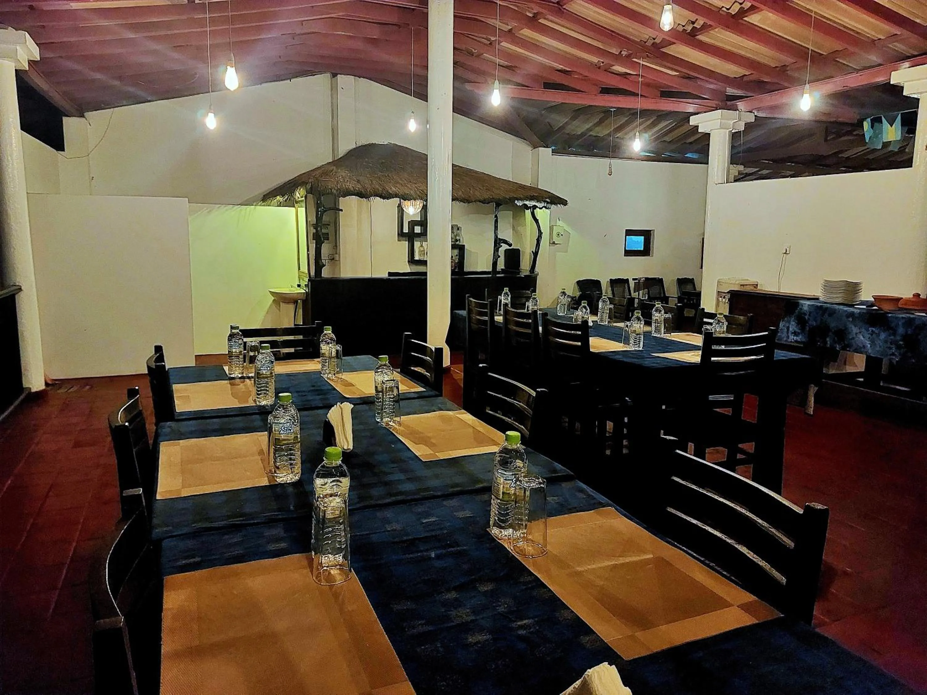 Restaurant/places to eat in Helios Beach Resort