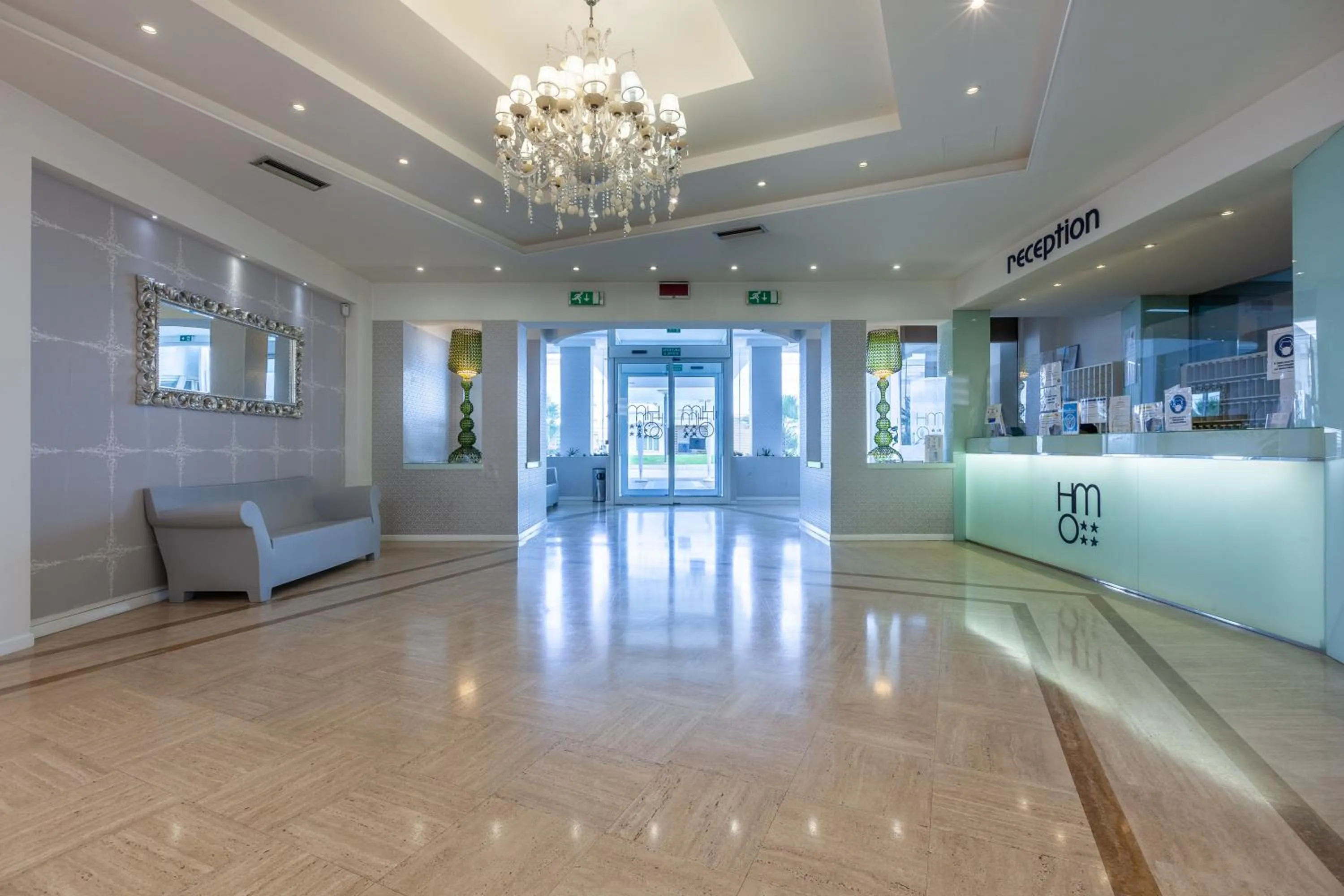 Lobby or reception in Hotel Mediterraneo