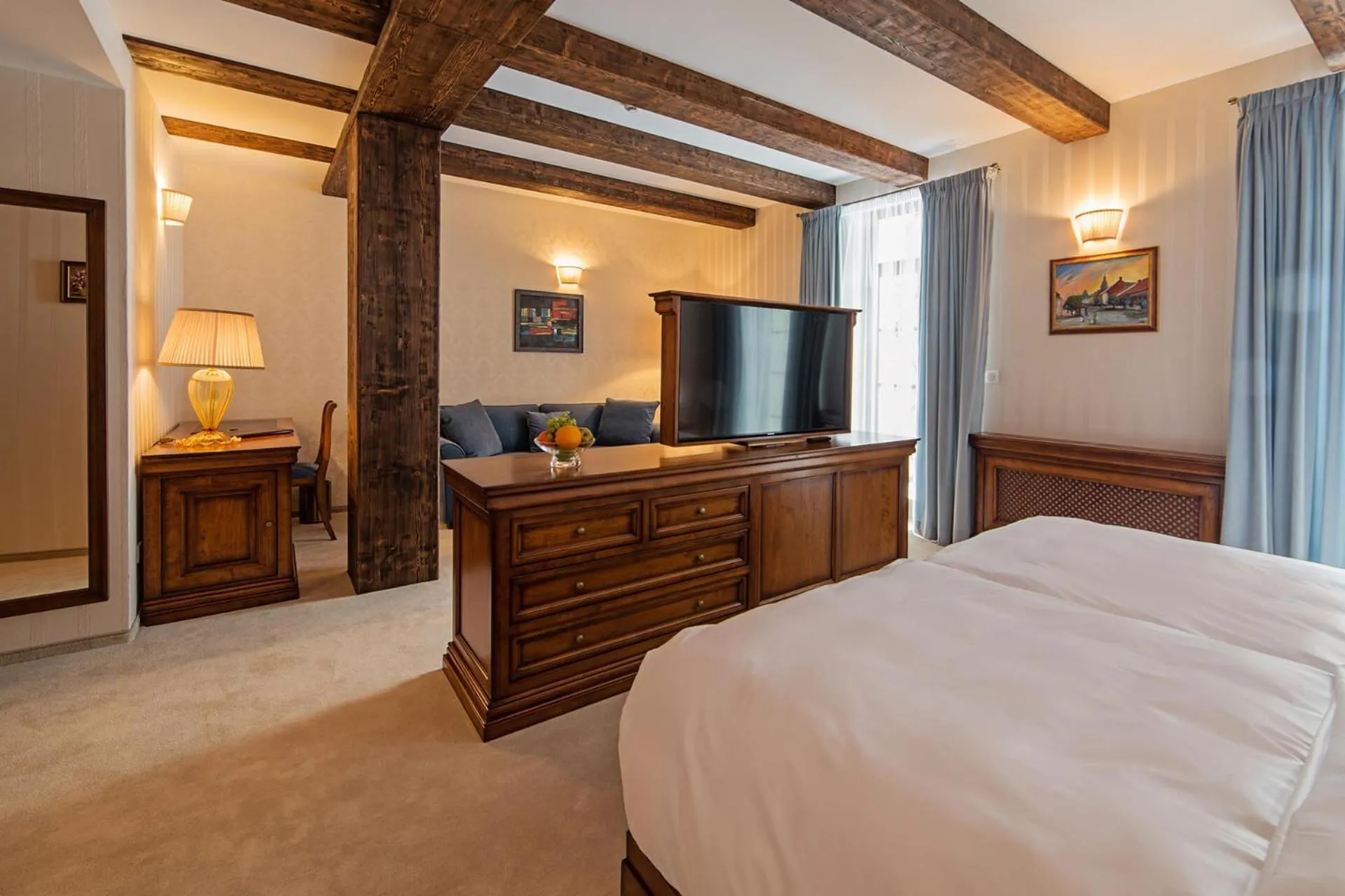 TV and multimedia, Bed in Boutique Hotel ERB - Adults Only