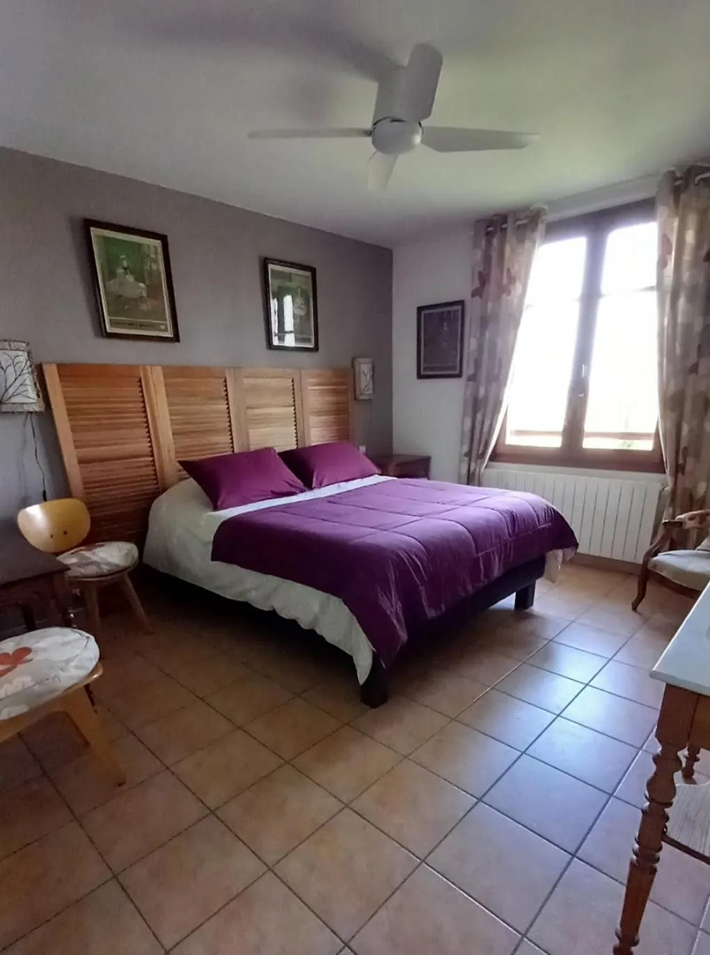 Bedroom, Bed in Au Pichet