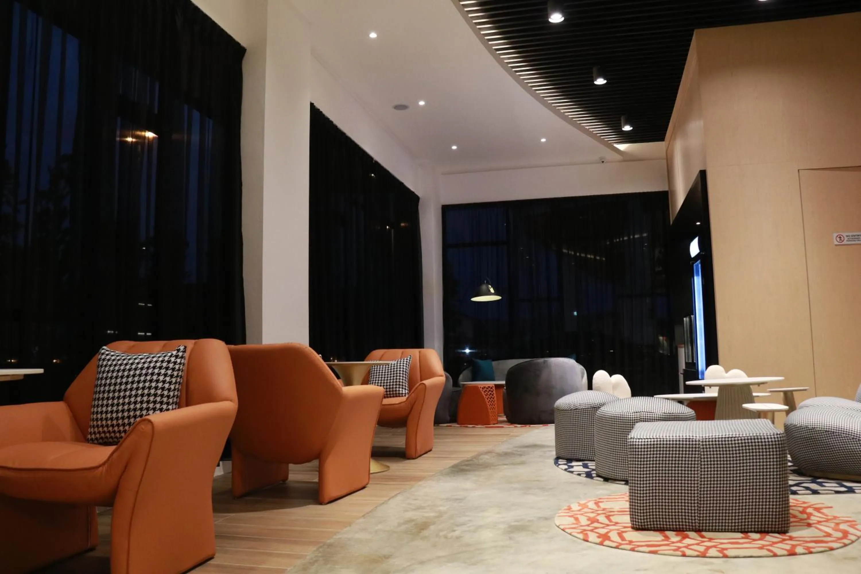 Lobby or reception in OTEL Hotel Suite