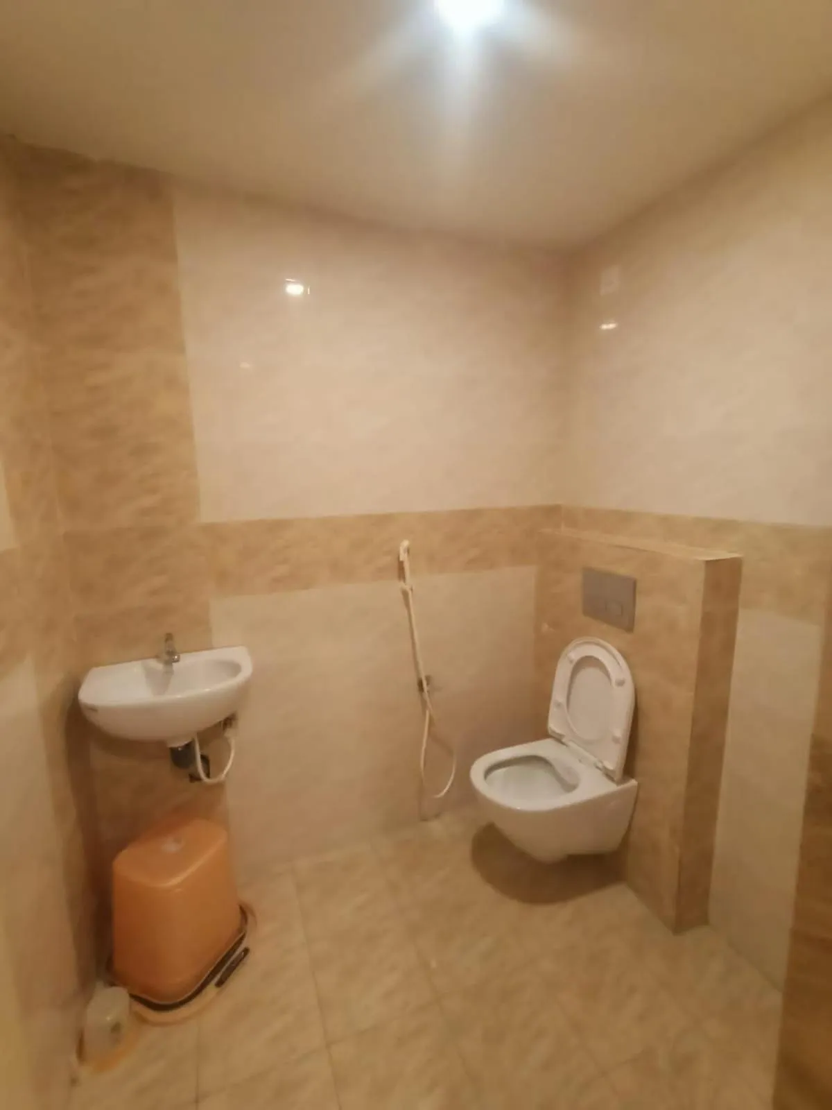 Srirathna Temple View Inn