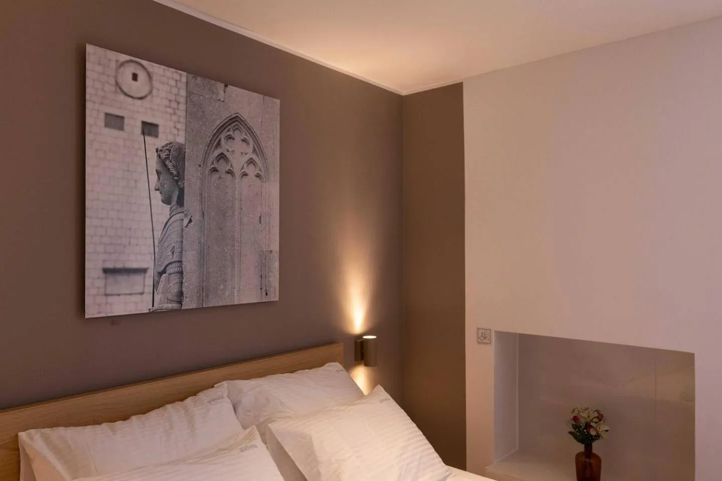 Bed in Old Town Apartments u nikse