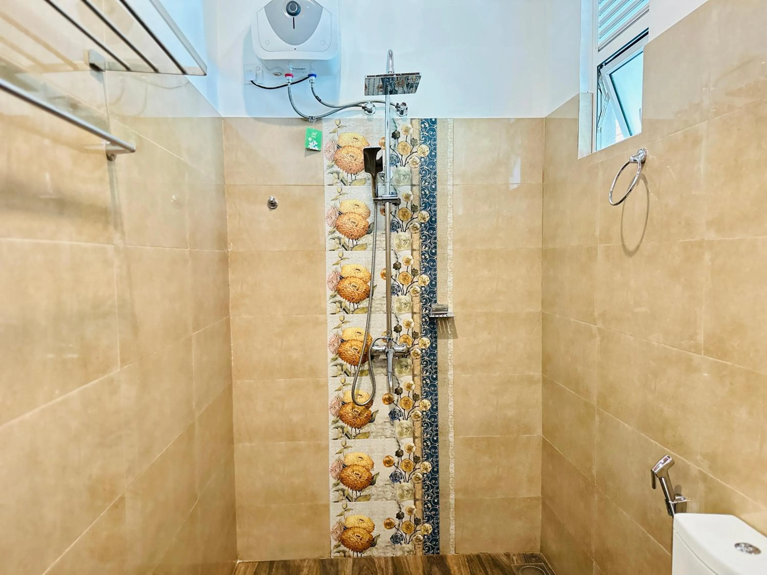 Bathroom in Gamodh Citadel Resort