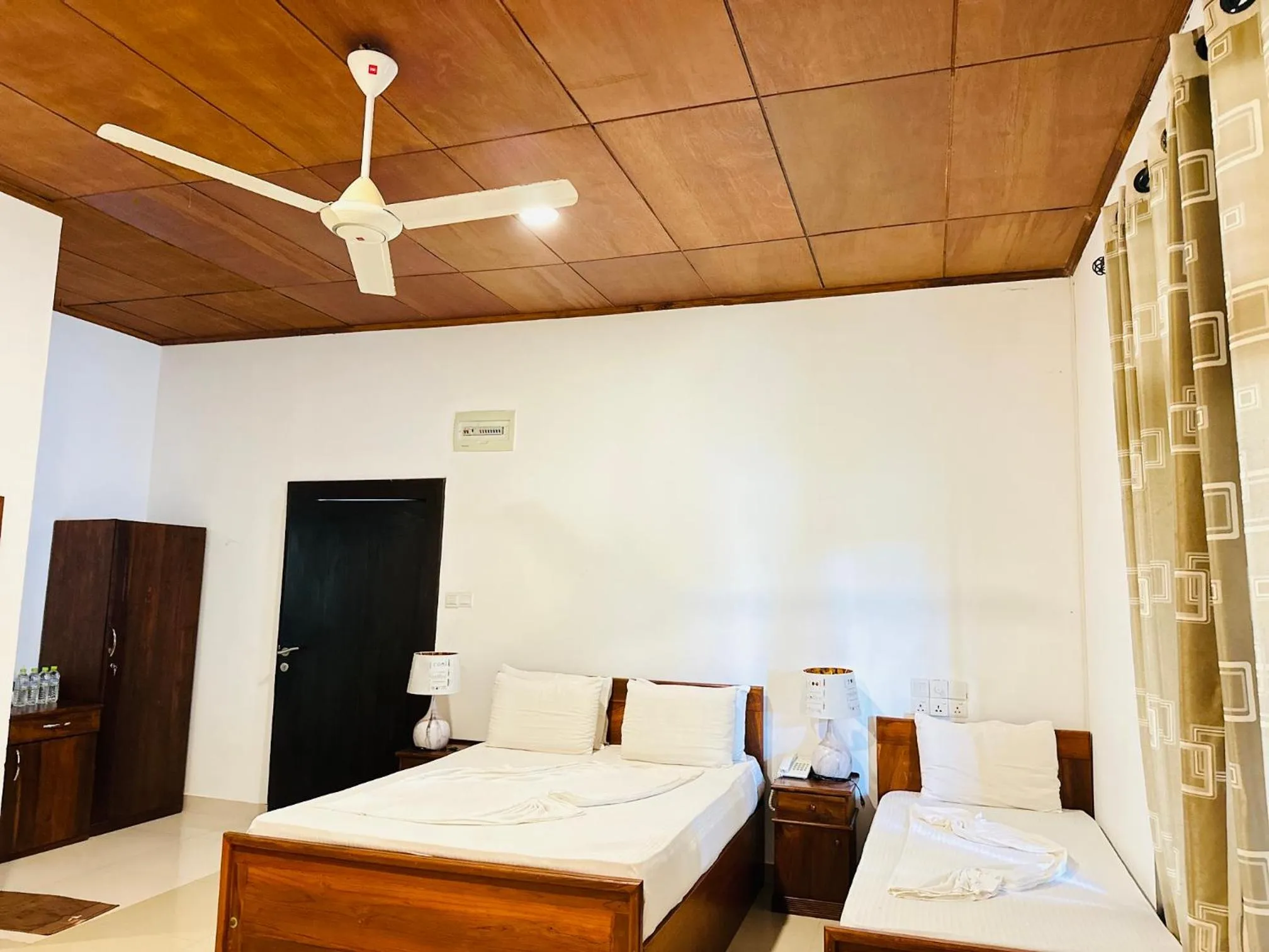 Bed in Gamodh Citadel Resort