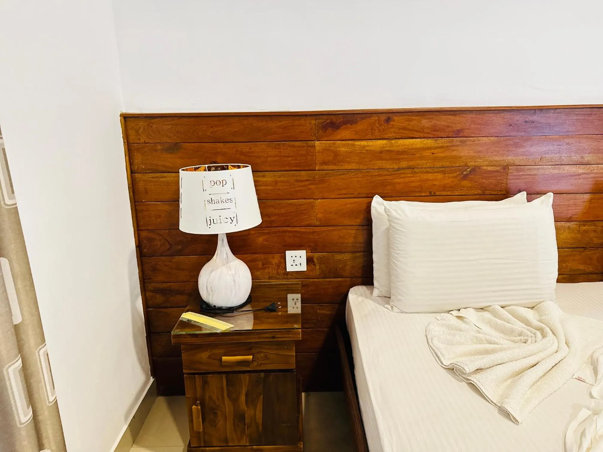 Bed in Gamodh Citadel Resort