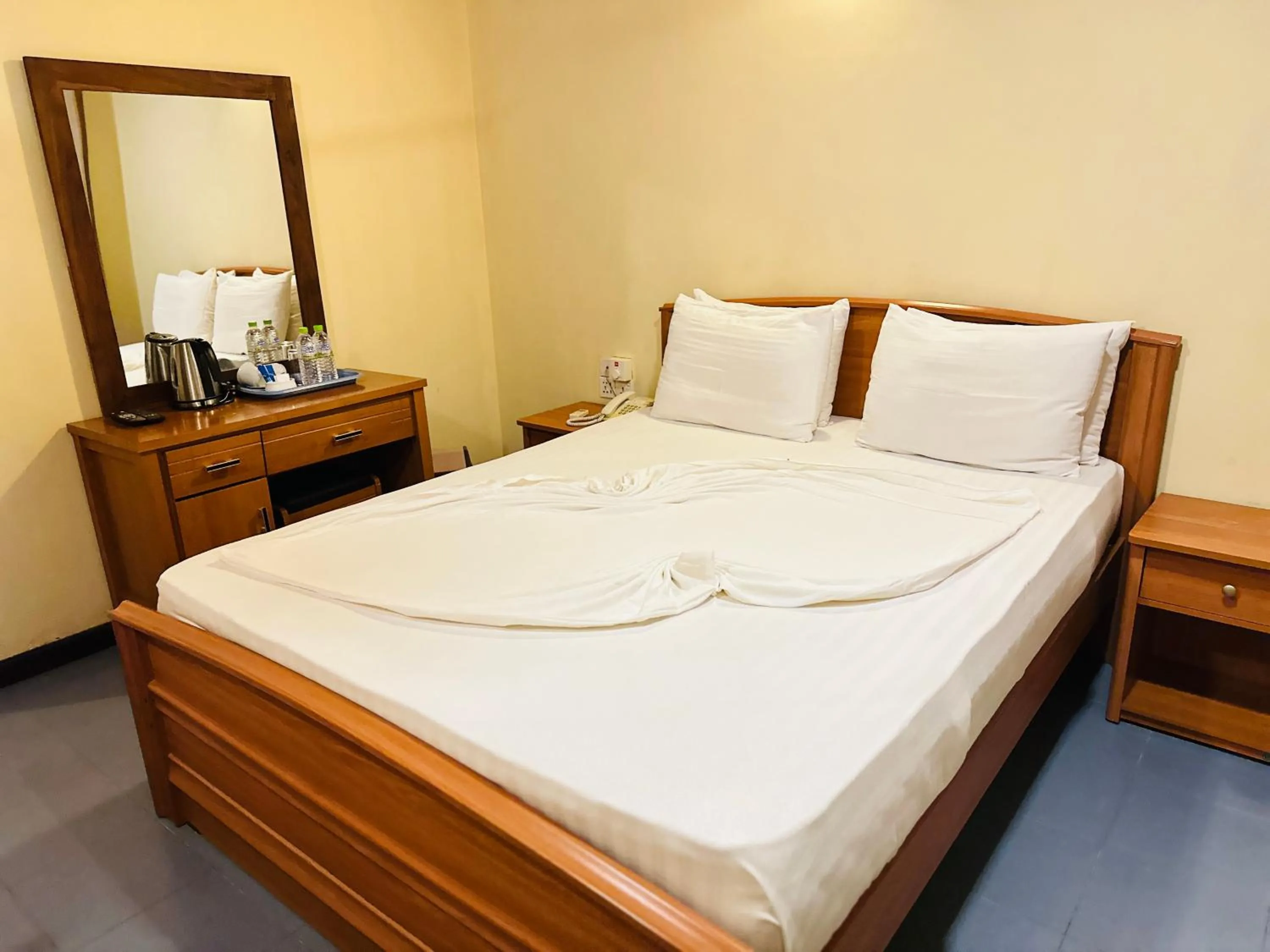 Bed in Gamodh Citadel Resort