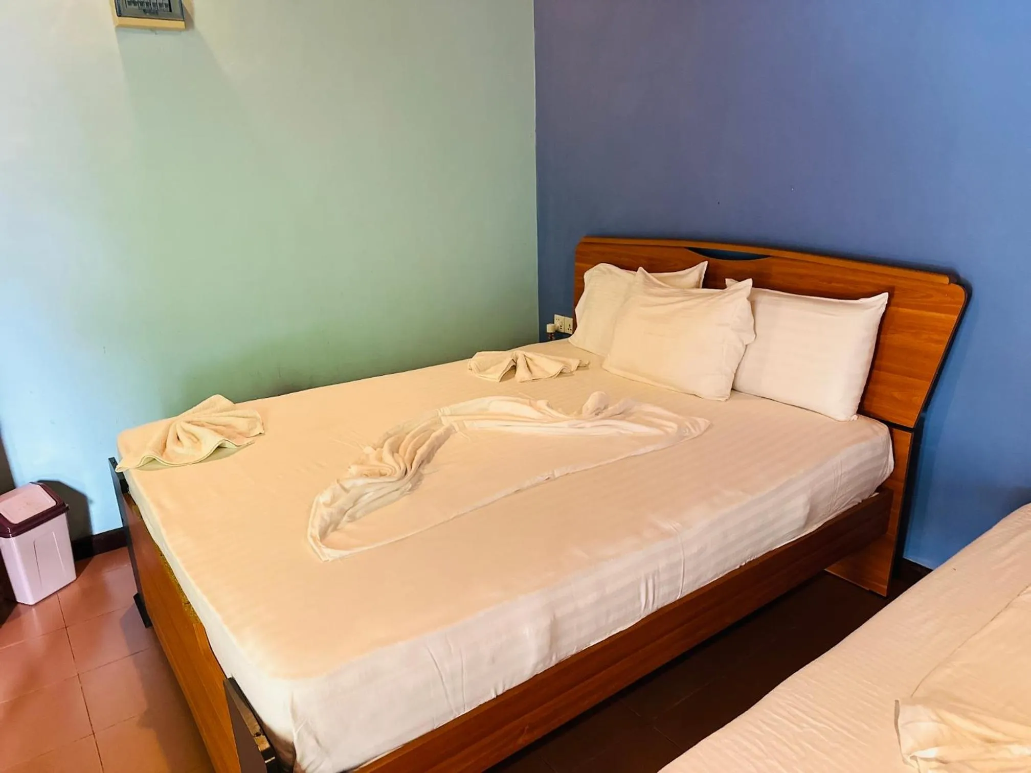 Bed in Gamodh Citadel Resort