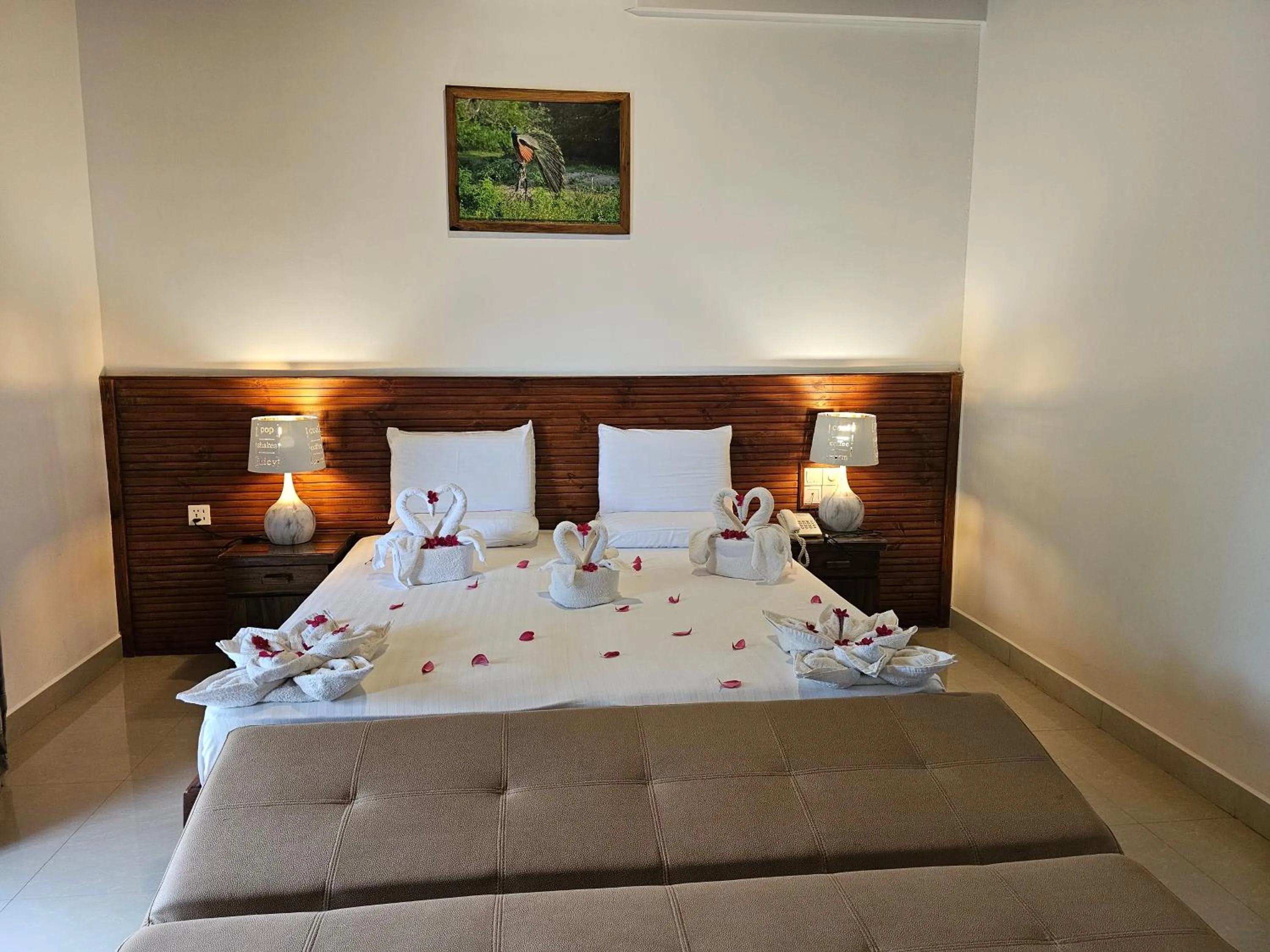 Bedroom, Bed in Gamodh Citadel Resort