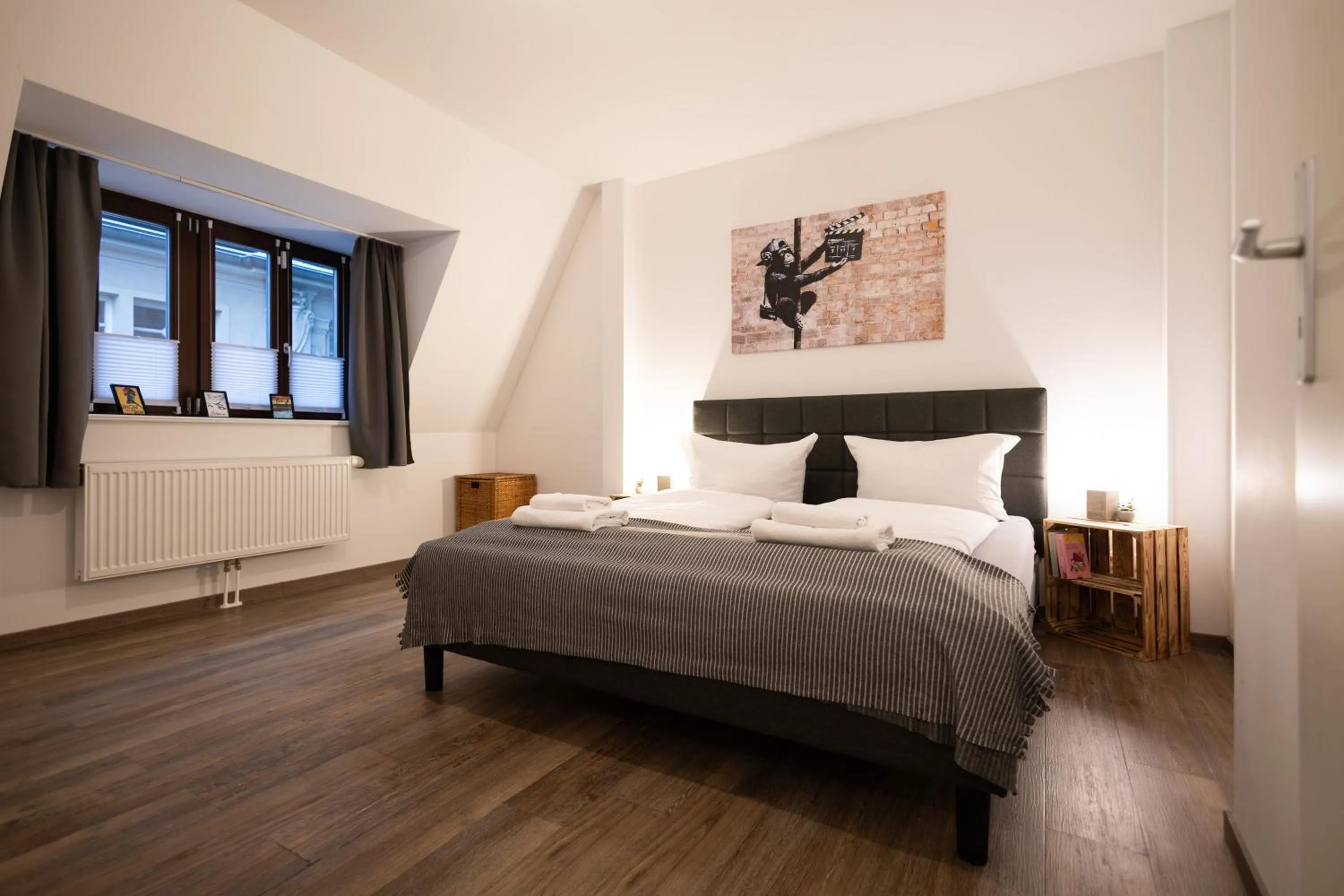 Bed in Apartments am Neuen Theater - Altstadt - Zentral - Küche - Wifi - Powered by Ko-Living