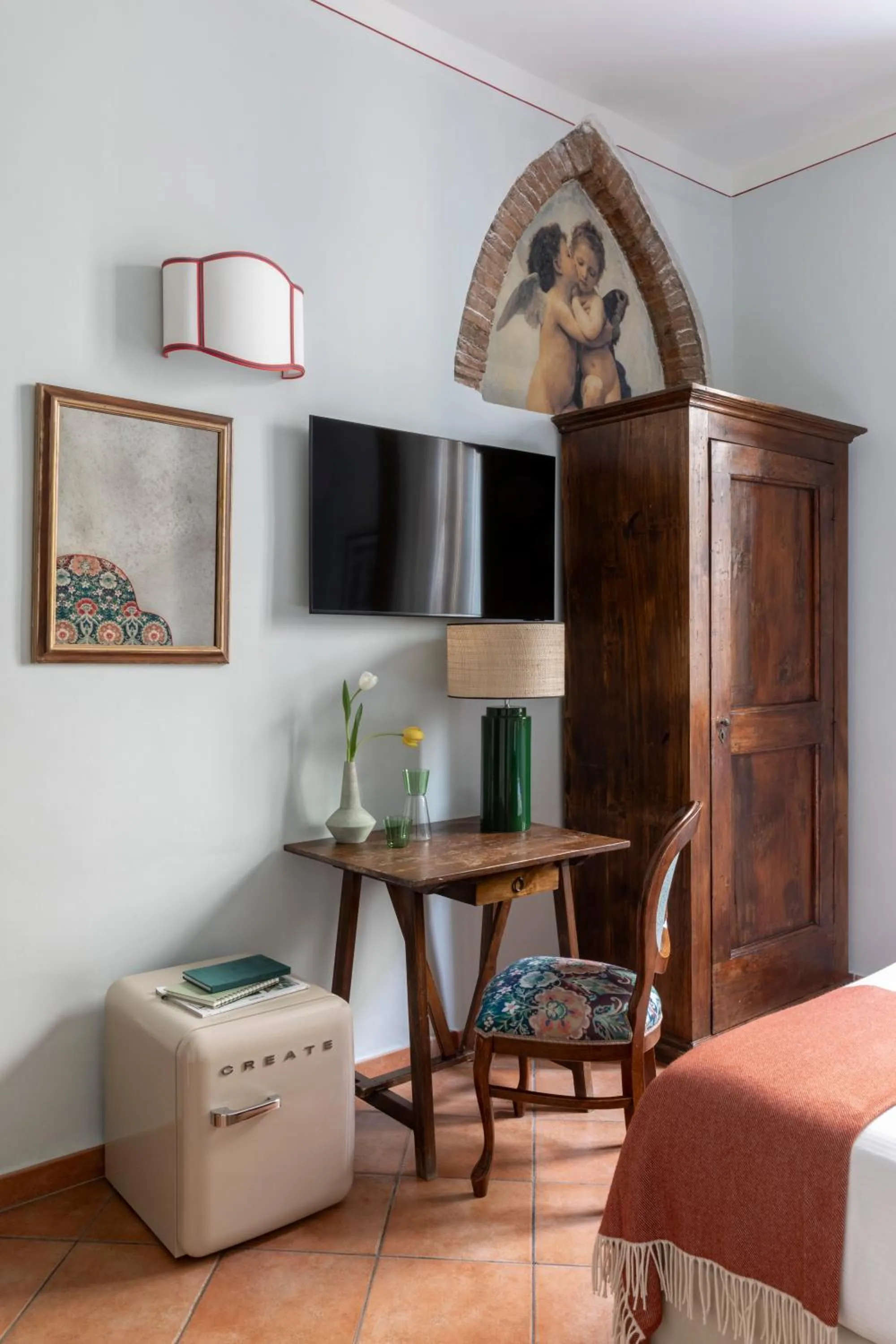 Bed in Hotel Galileo