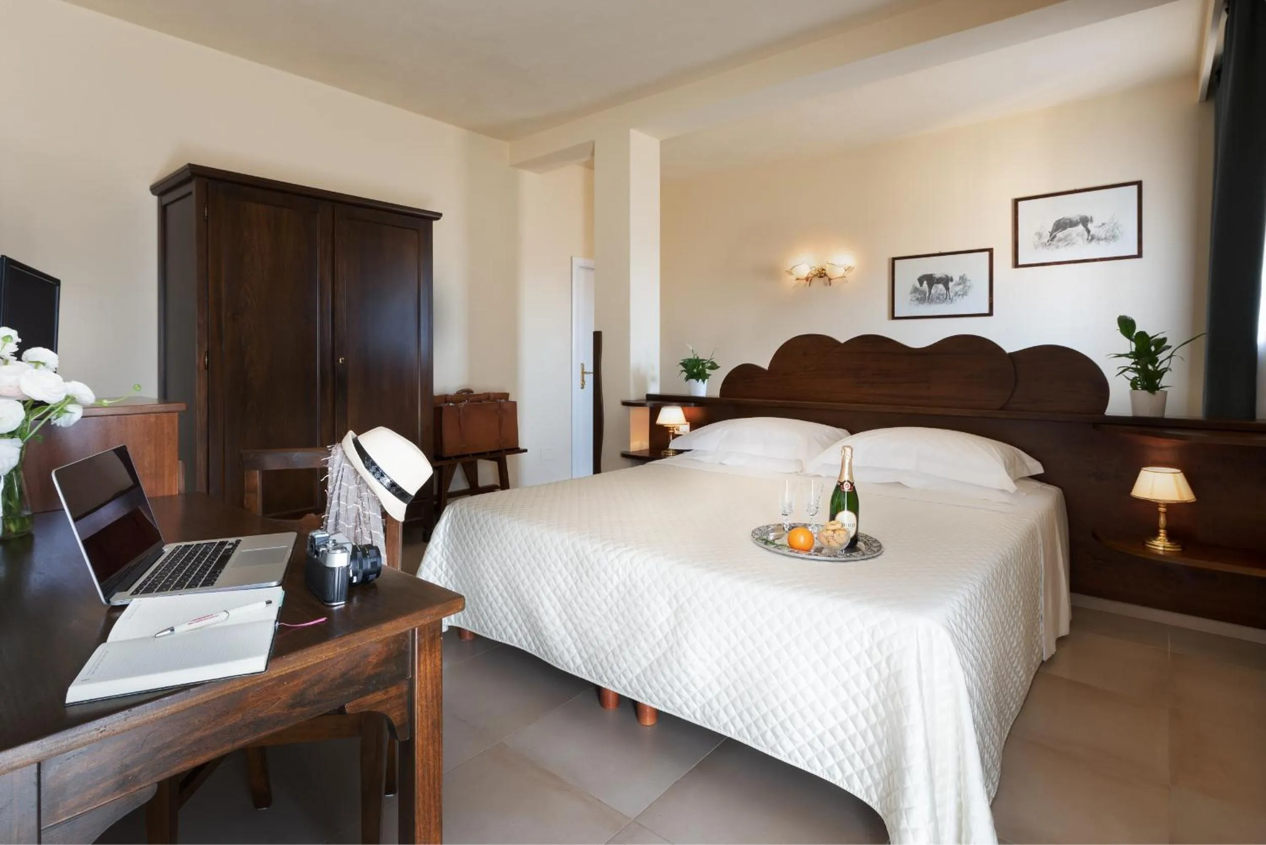 Bedroom, Bed in Hotel Corsignano