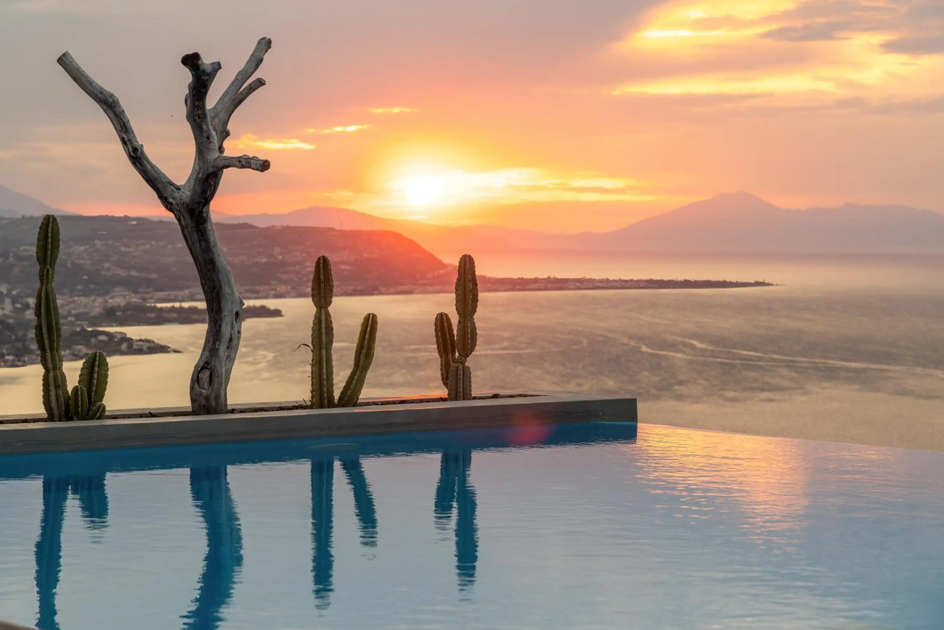 Sunset in ​Le Grand Bleu Resort