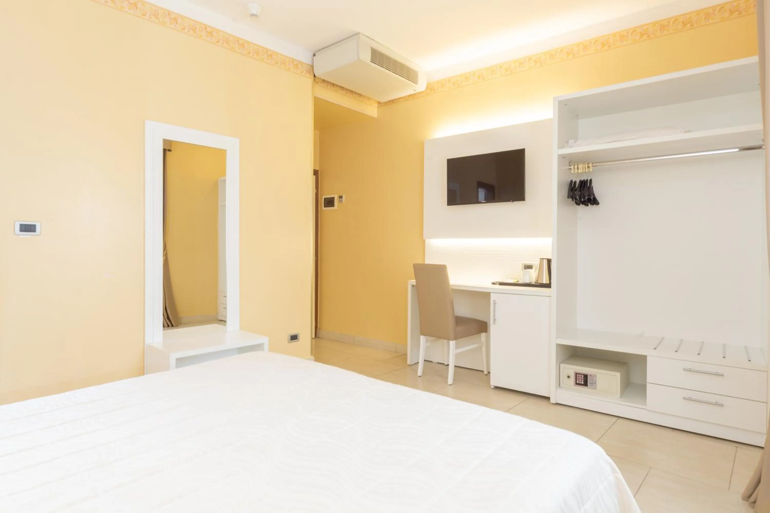 Bed in Hotel University