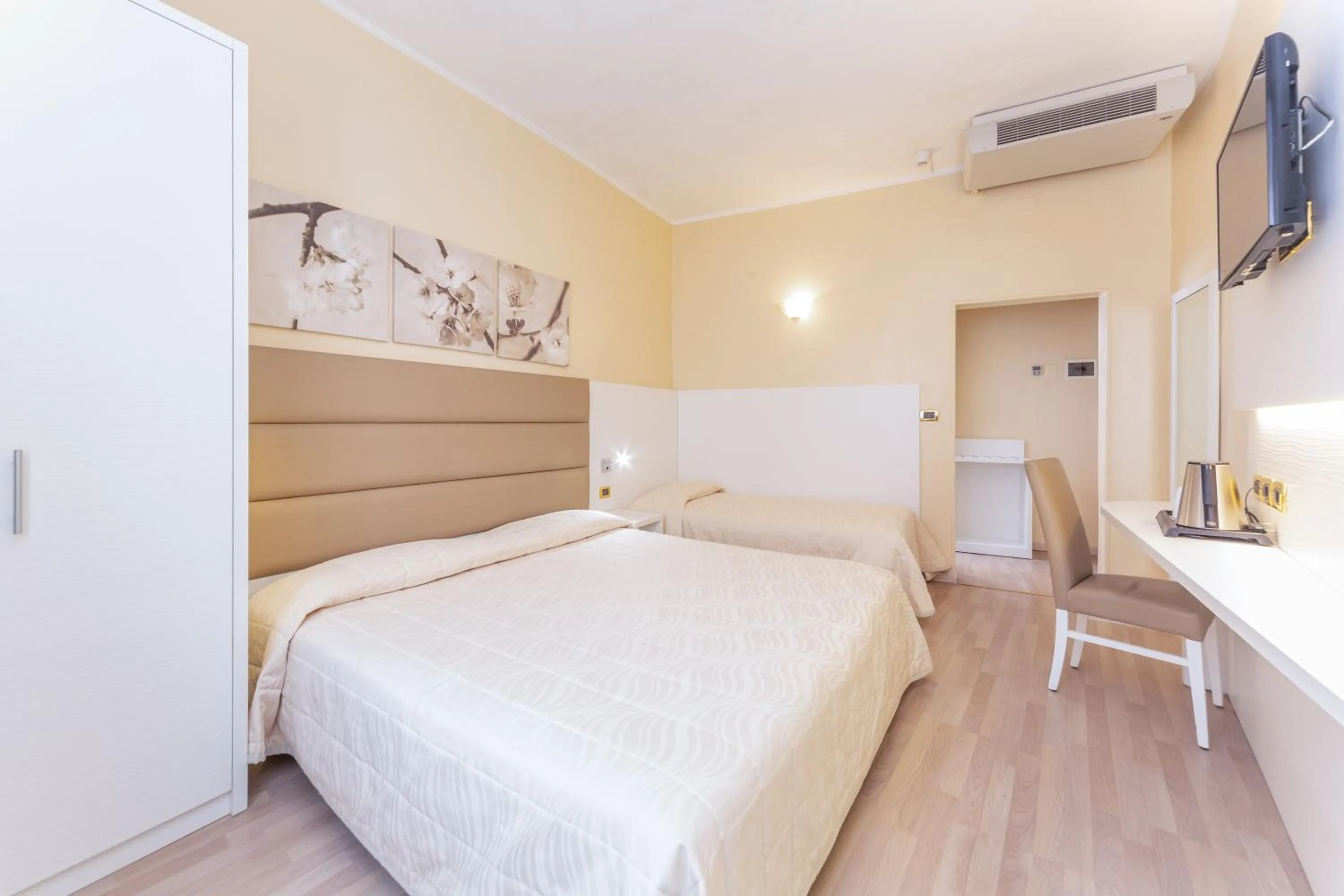 Bed in Hotel University