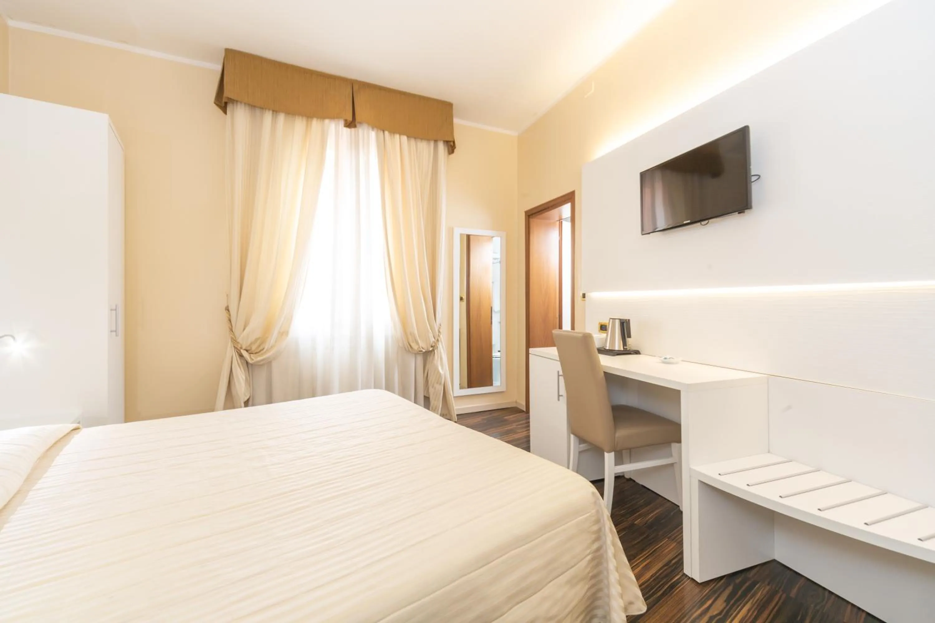 Bed in Hotel University