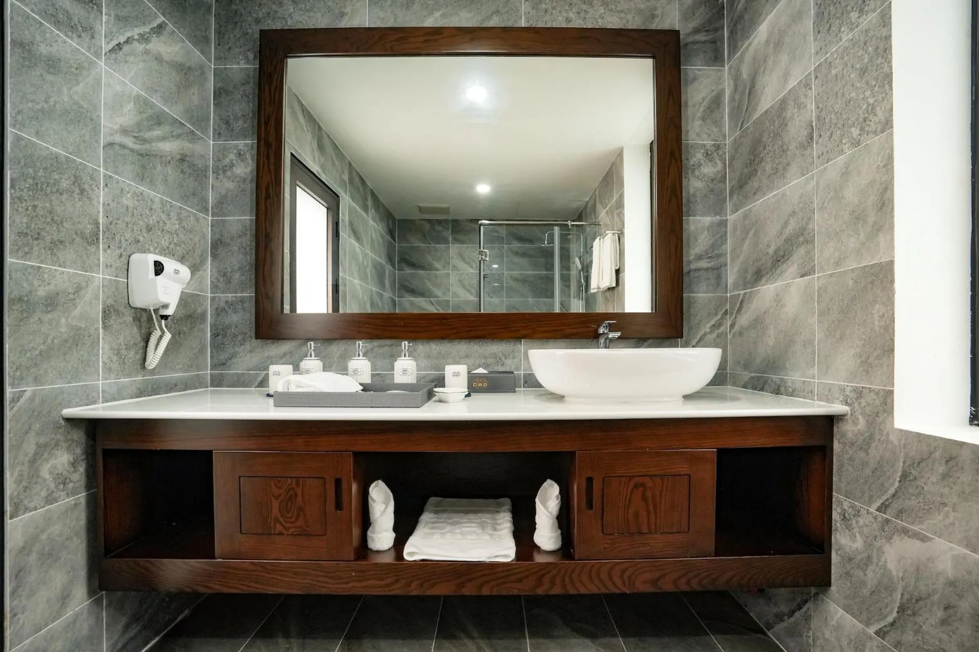 Bathroom in DAD Resort Phú Quốc