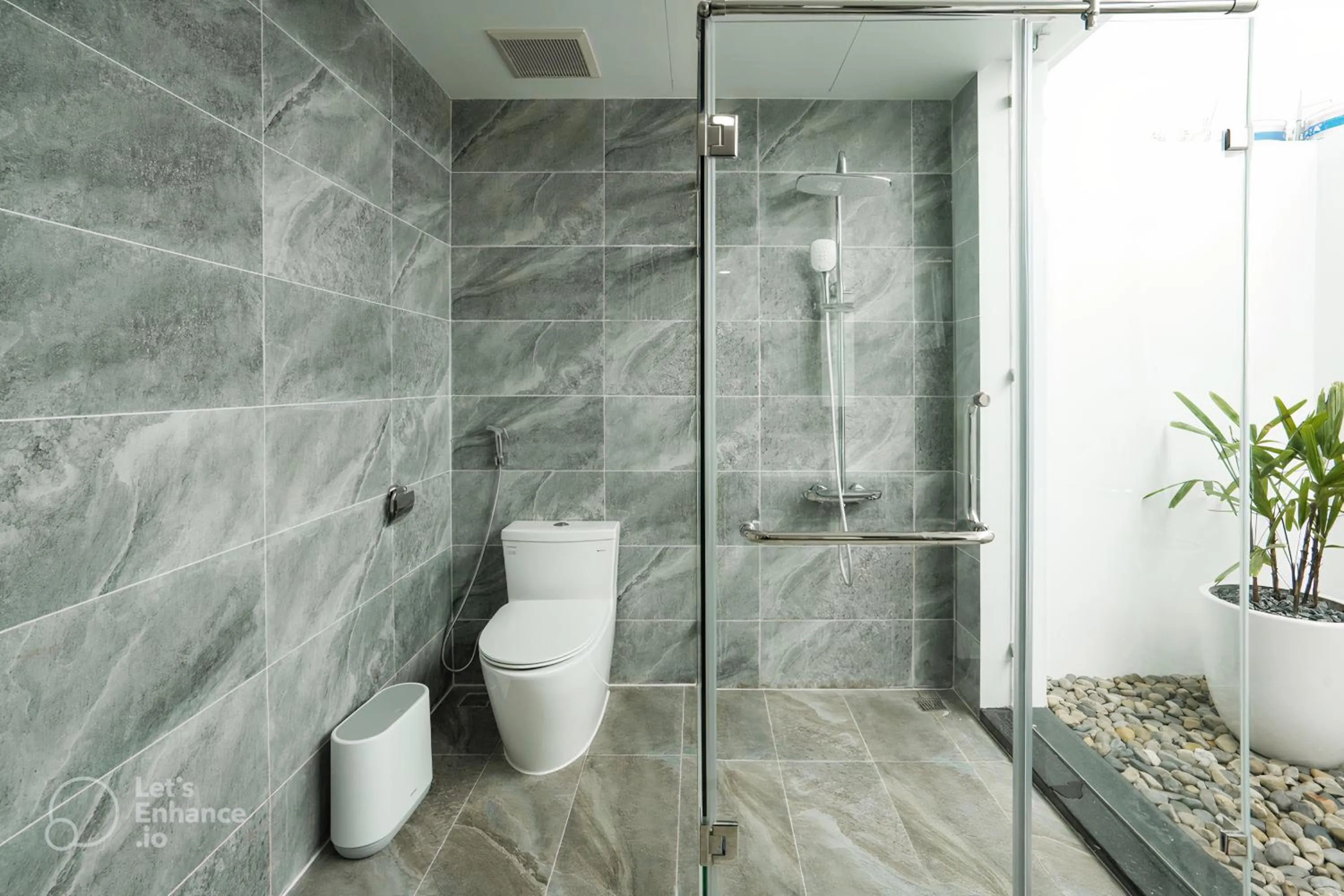 Toilet in DAD Resort Phú Quốc