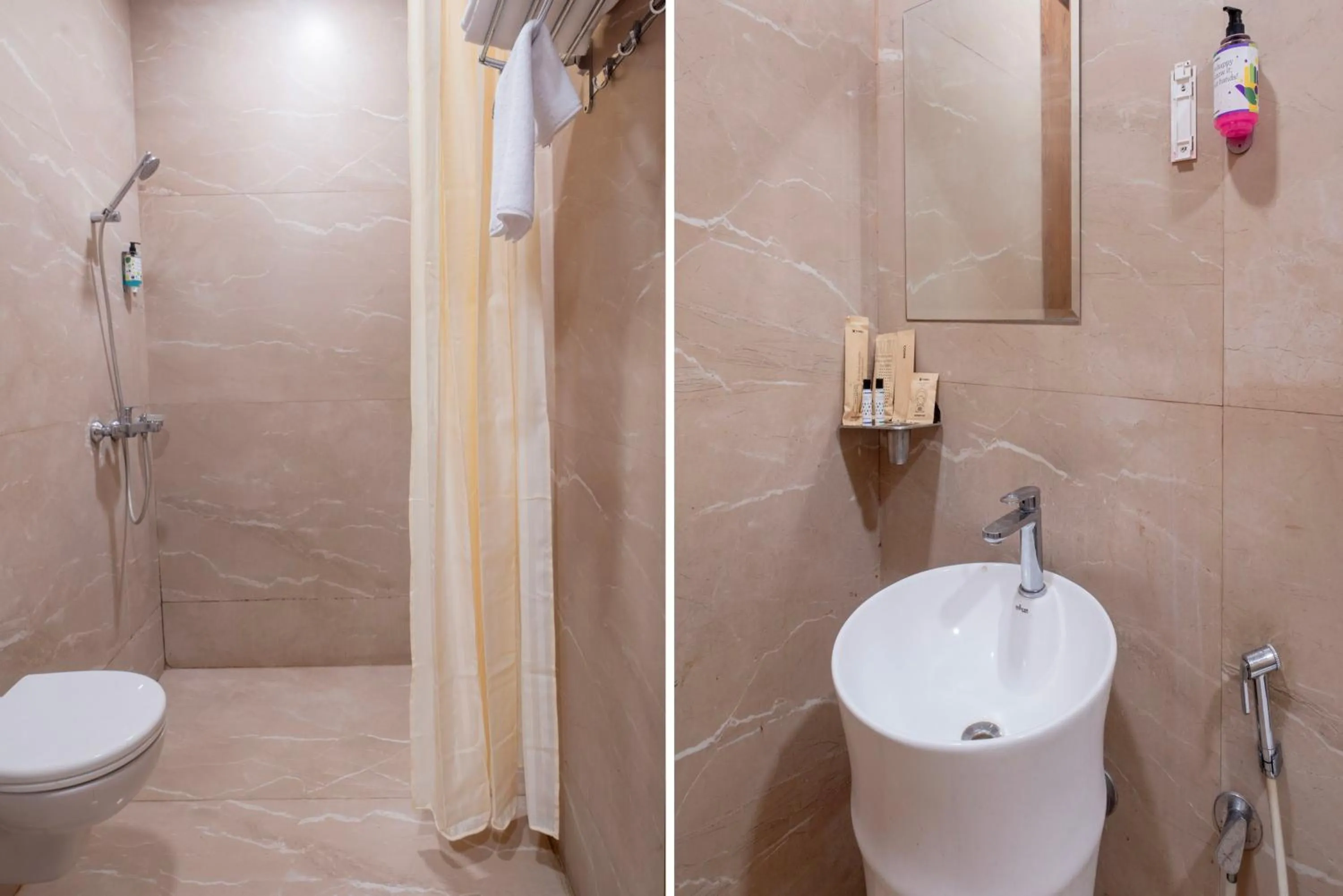 Bathroom in Treebo The Mountain Deer Valley Near PGI