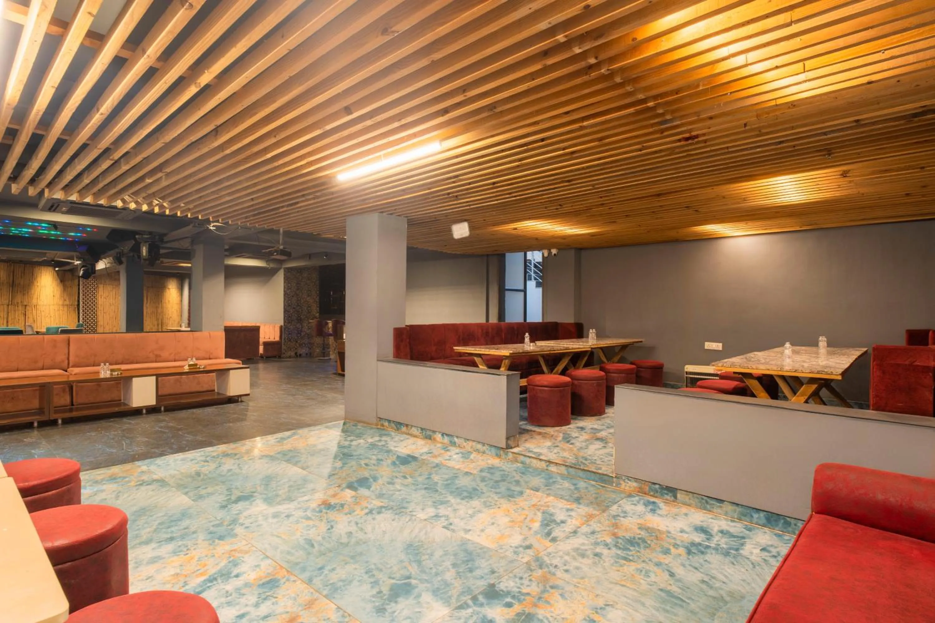 Restaurant/places to eat in Treebo The Mountain Deer Valley Near PGI