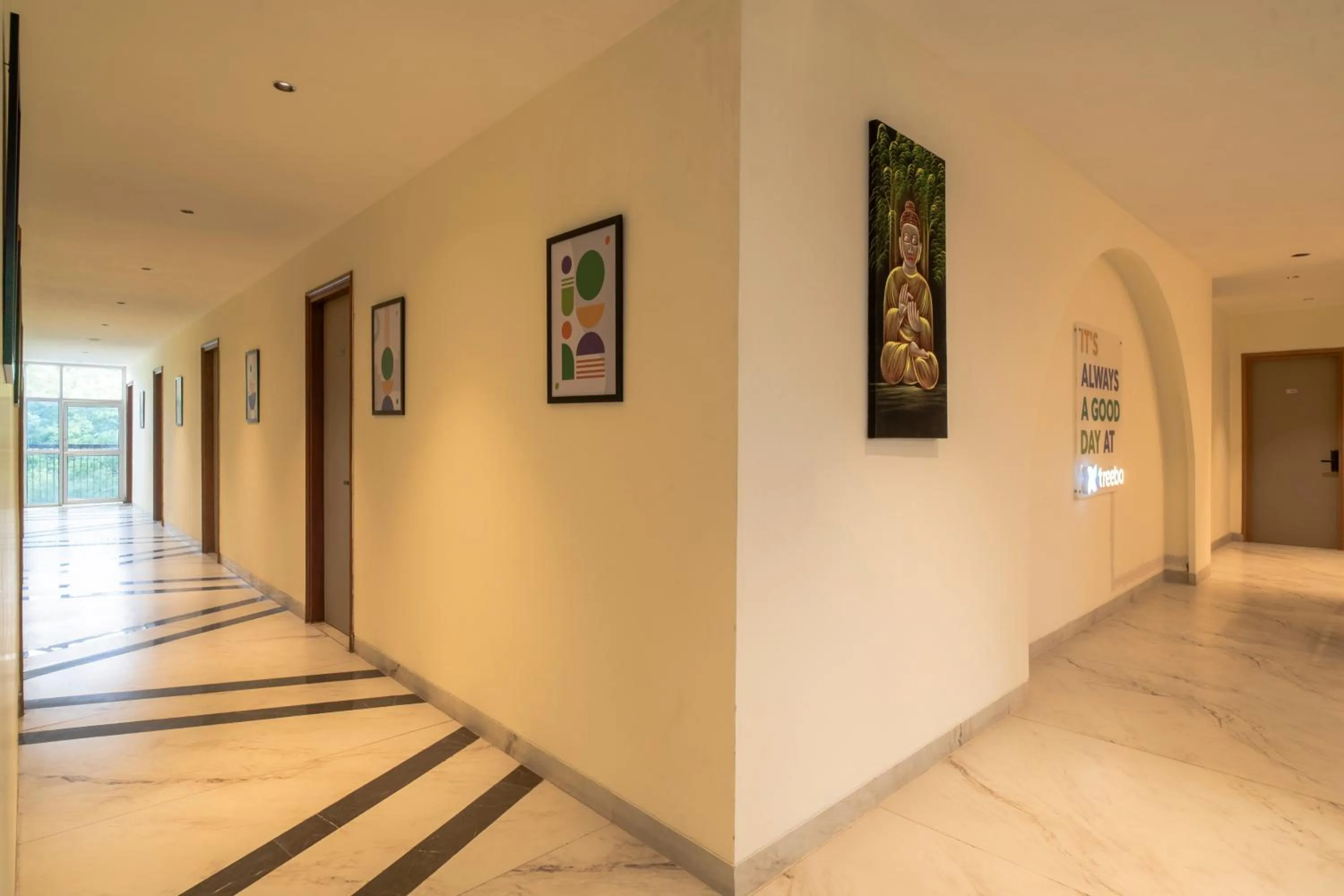 Lobby or reception in Treebo The Mountain Deer Valley Near PGI