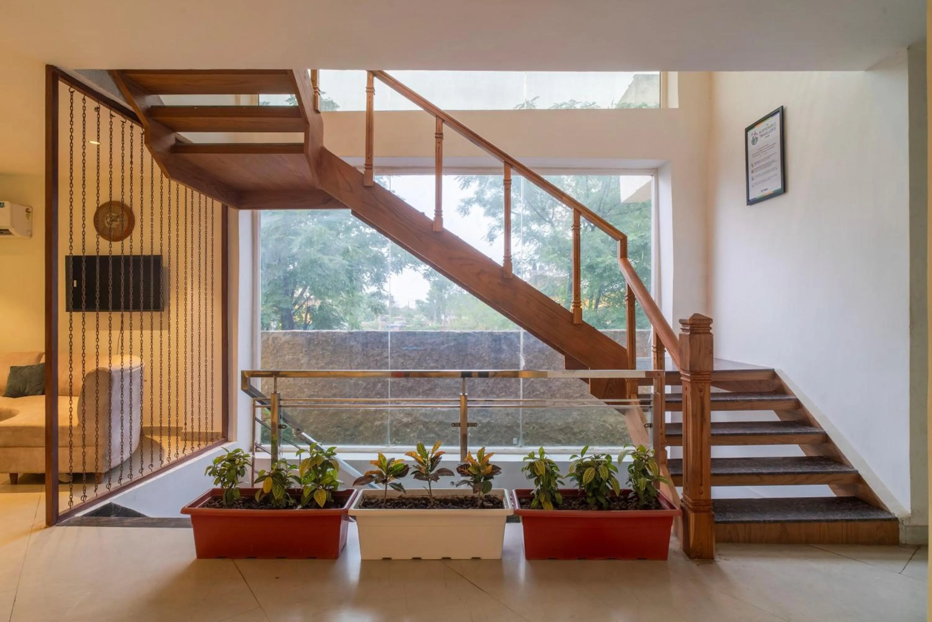 Lobby or reception in Treebo The Mountain Deer Valley Near PGI