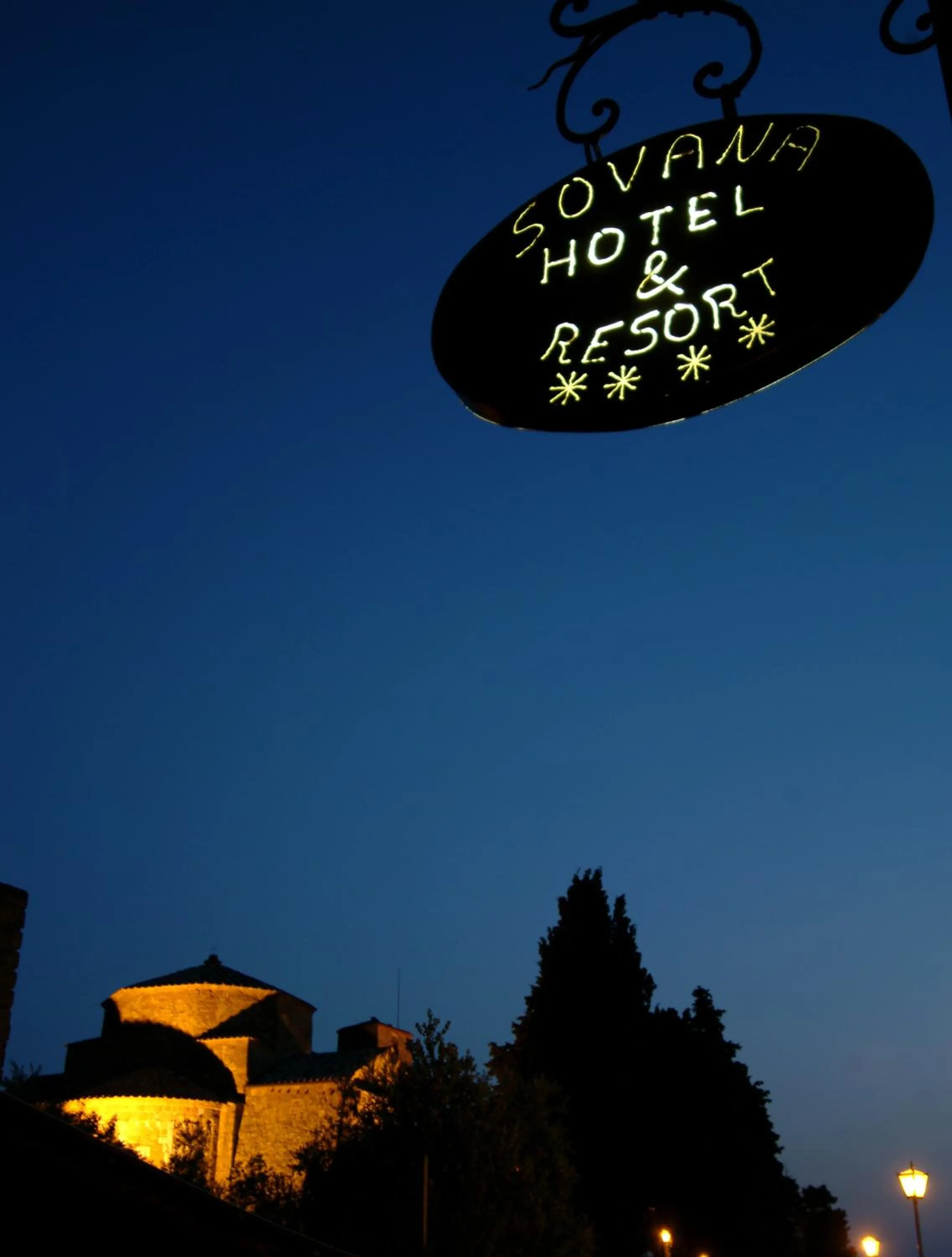 Facade/entrance in Sovana Hotel & Resort