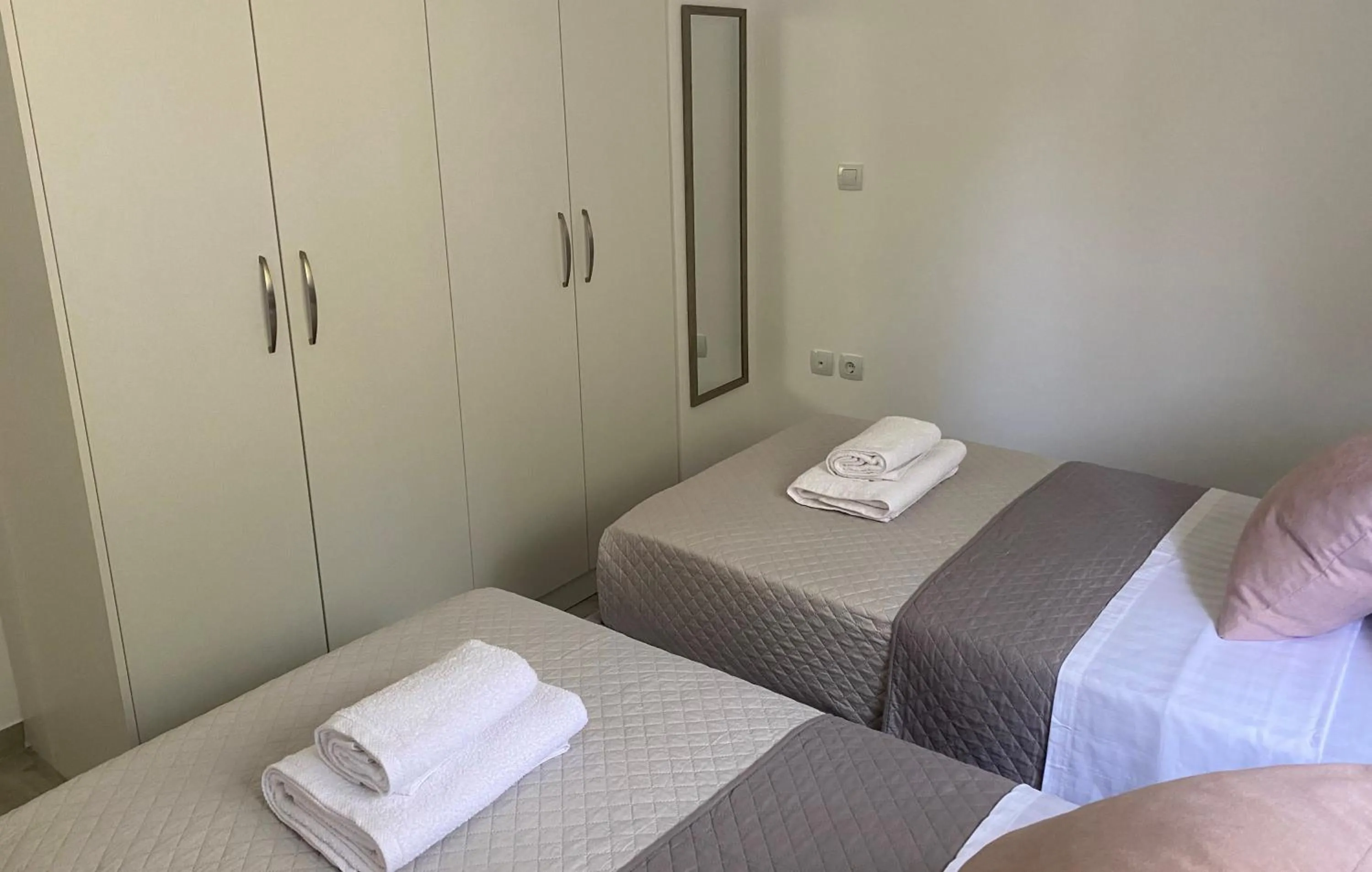 Two-Bedroom Apartment in Melinta Stay - Apartment near ATH Airport, Rafina Port & Beach